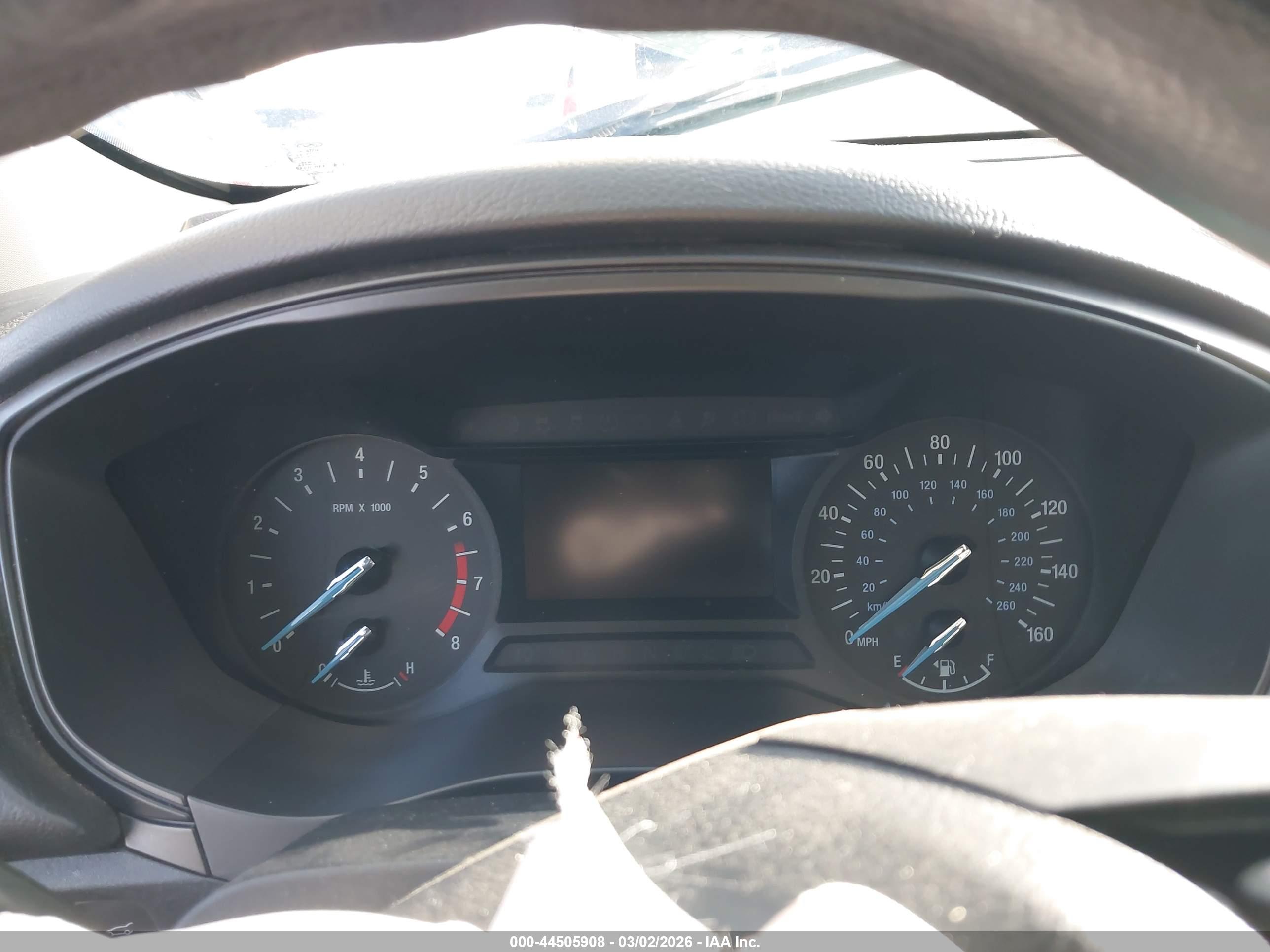 FORD FUSION image 7