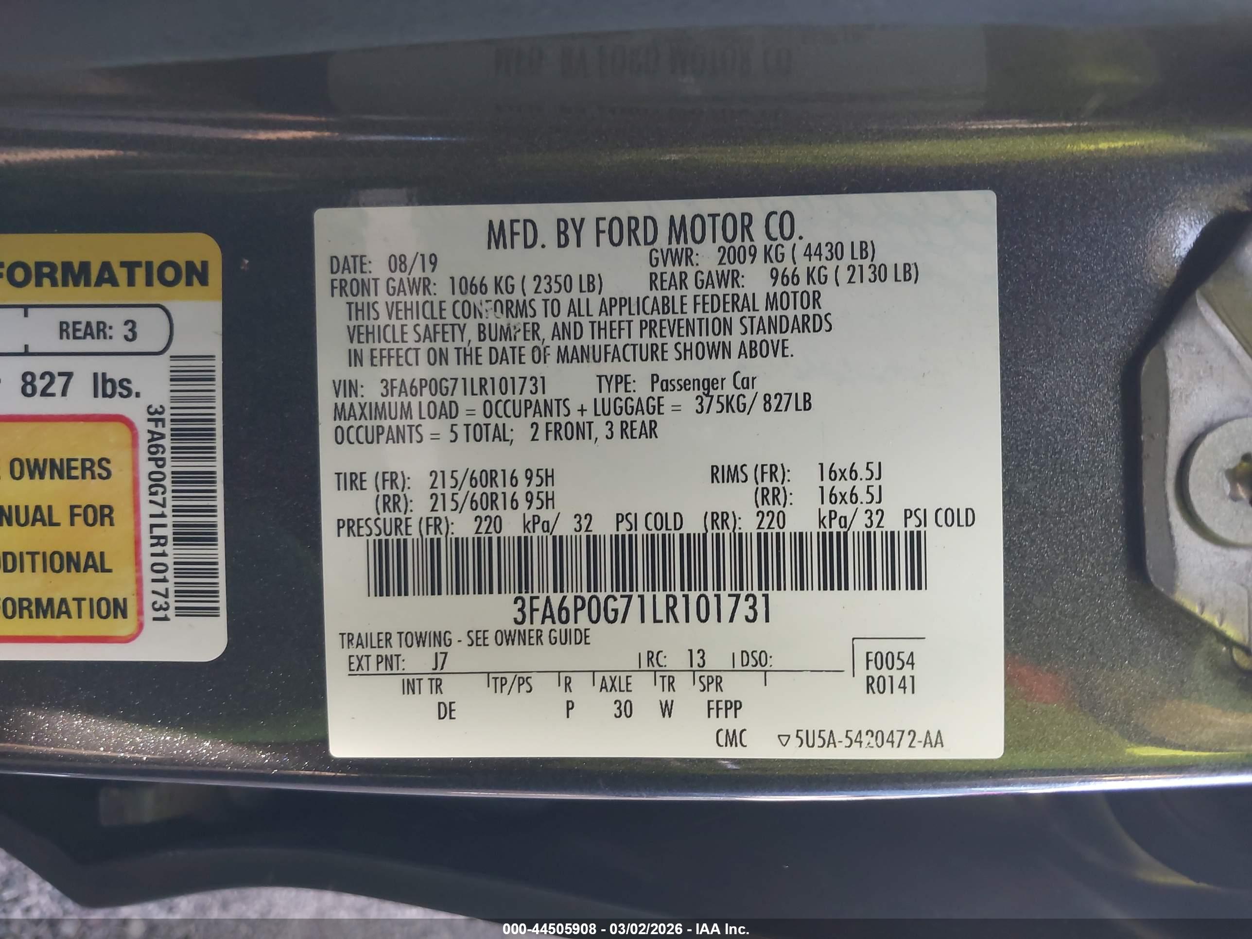 FORD FUSION image 9