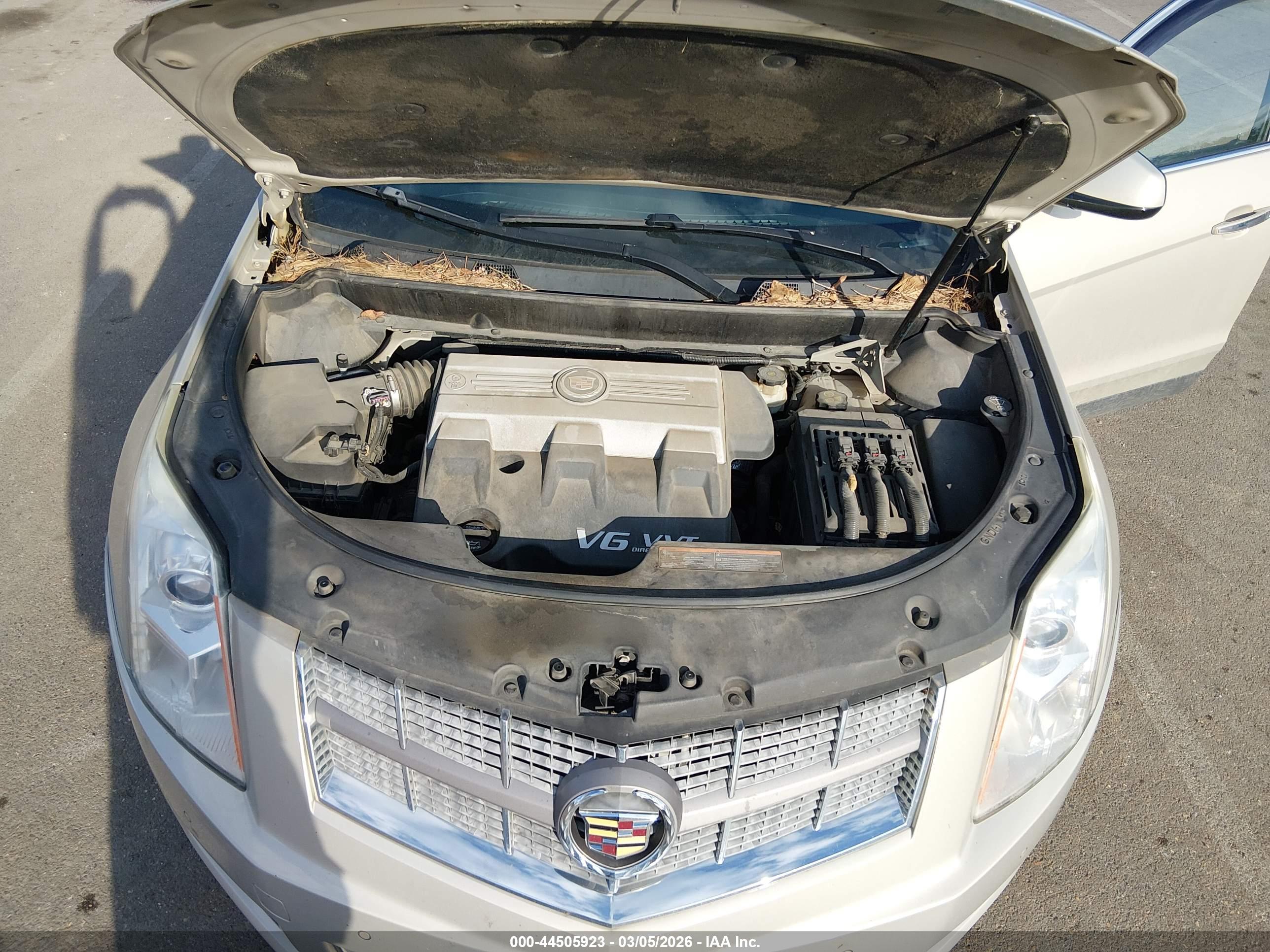 CADILLAC SRX image 10