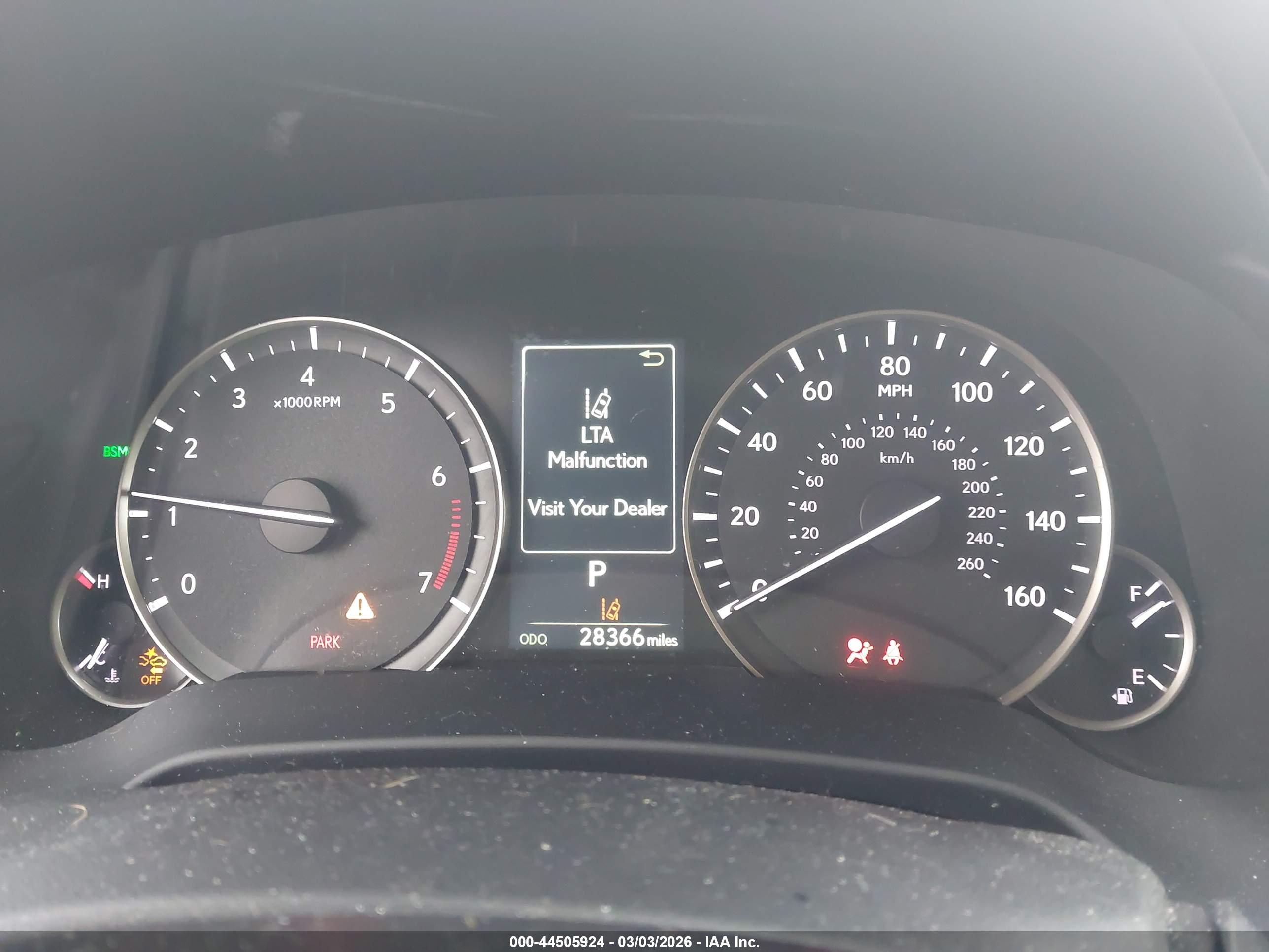 LEXUS RX image 7