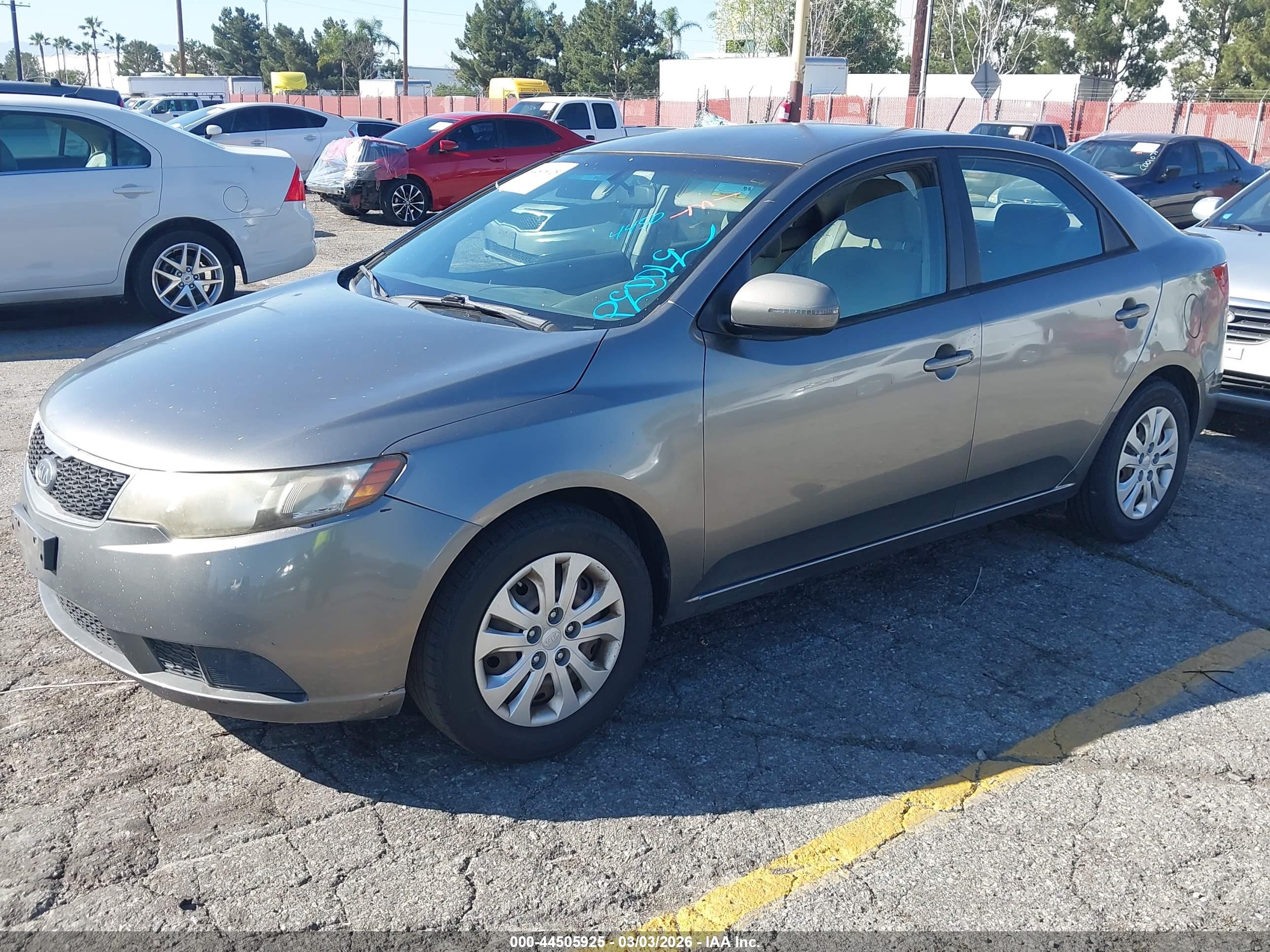 KIA FORTE image 2