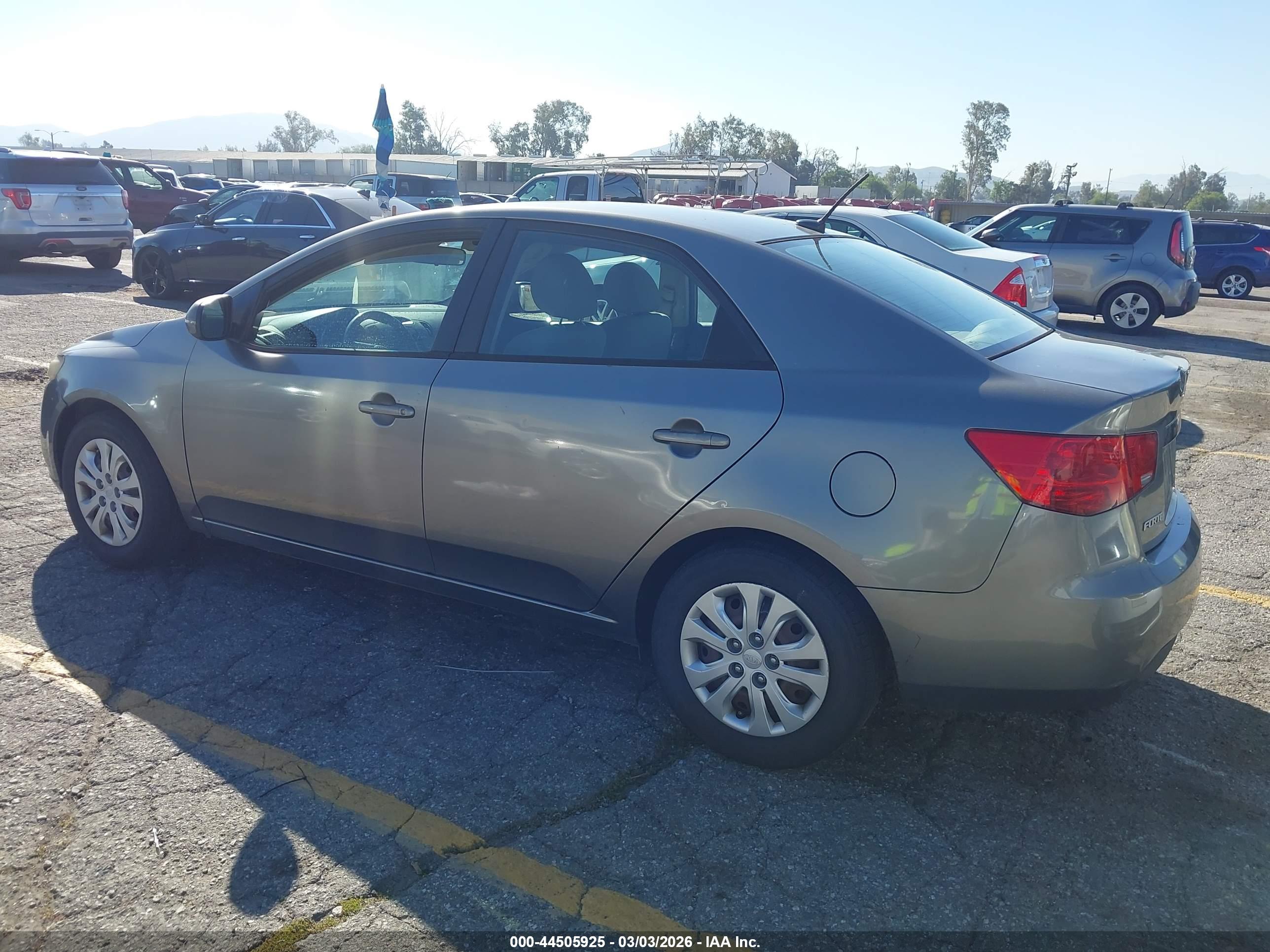 KIA FORTE image 3