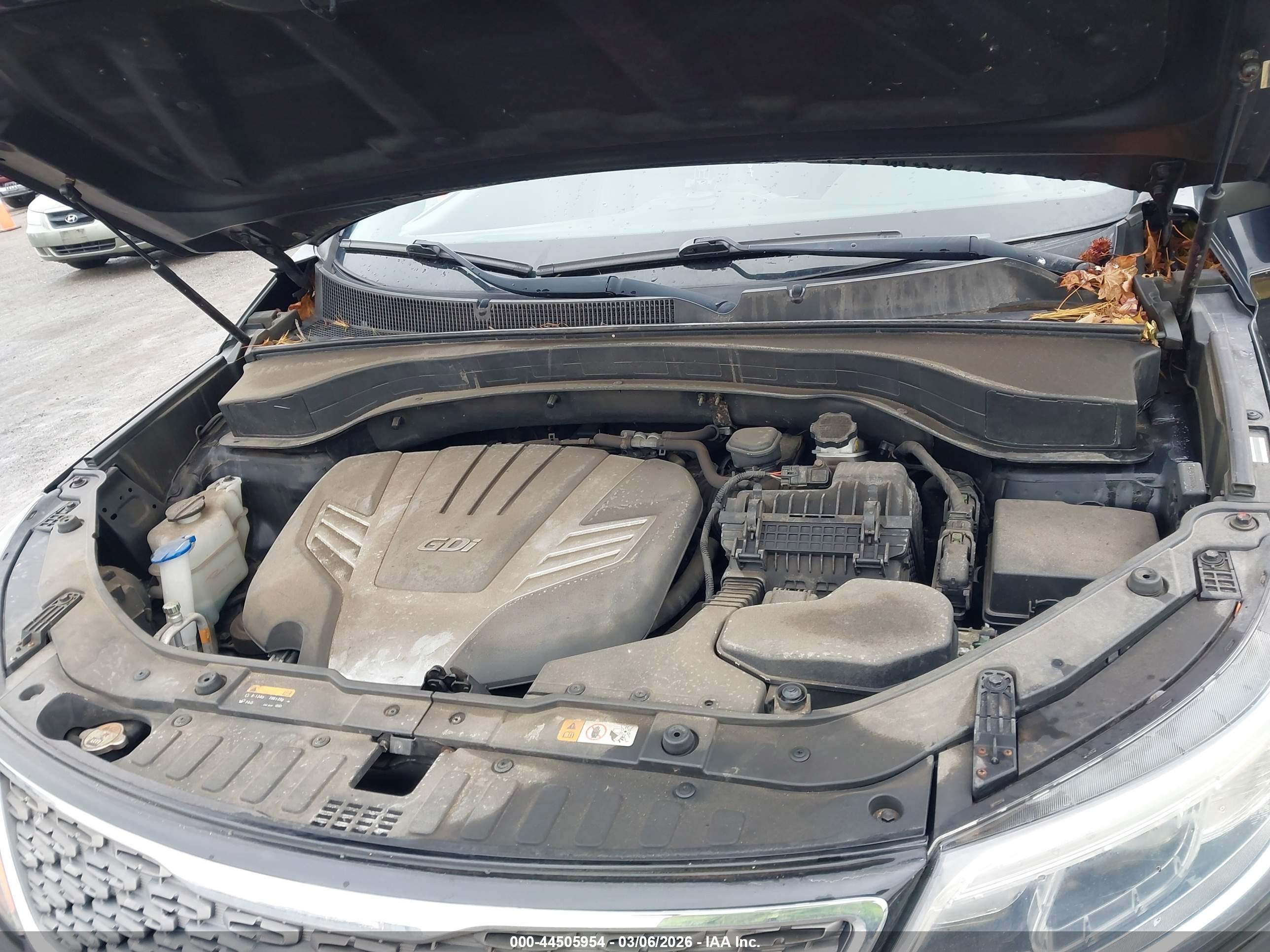 KIA SORENTO image 10