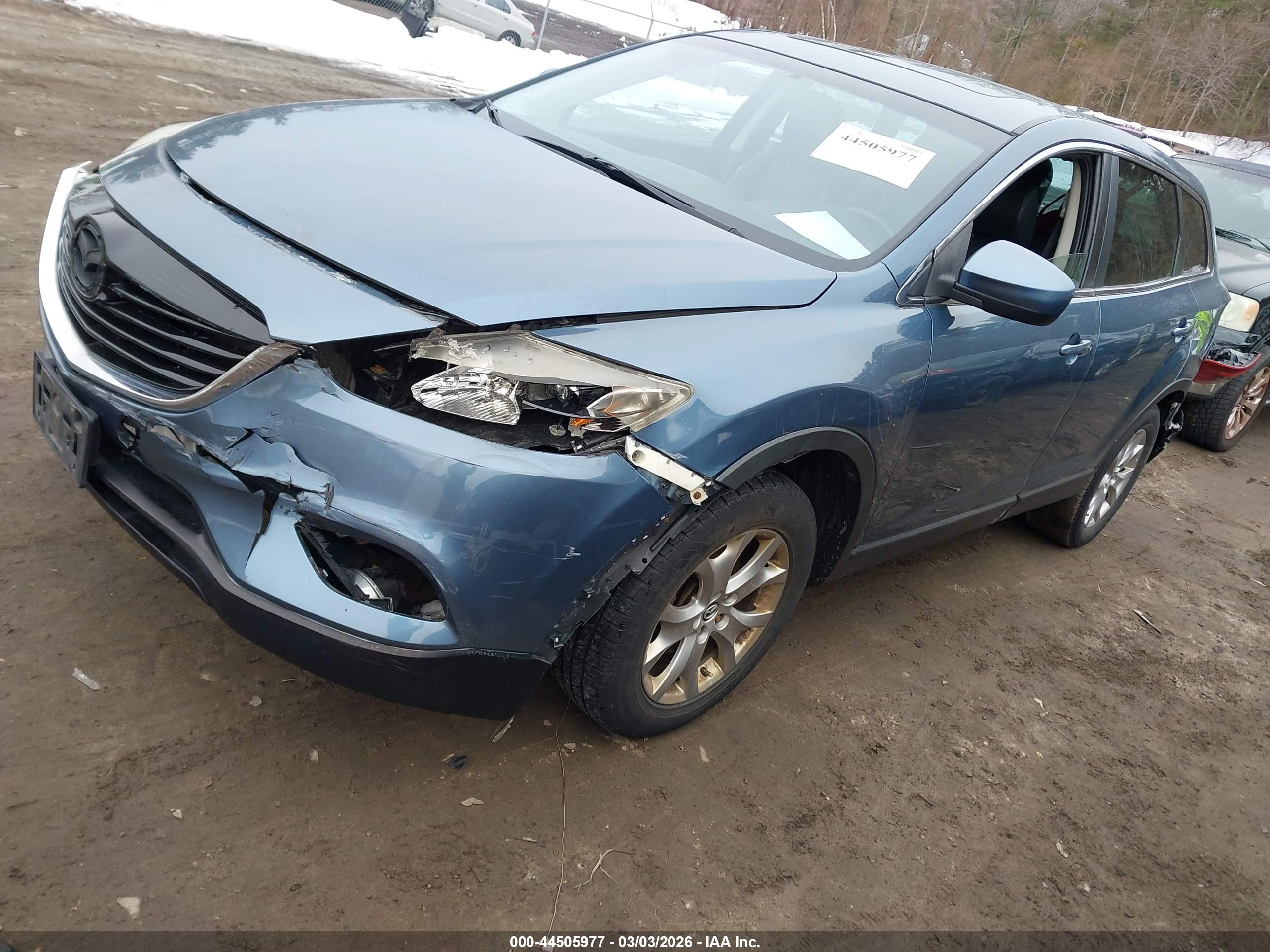 MAZDA CX-9 image 2