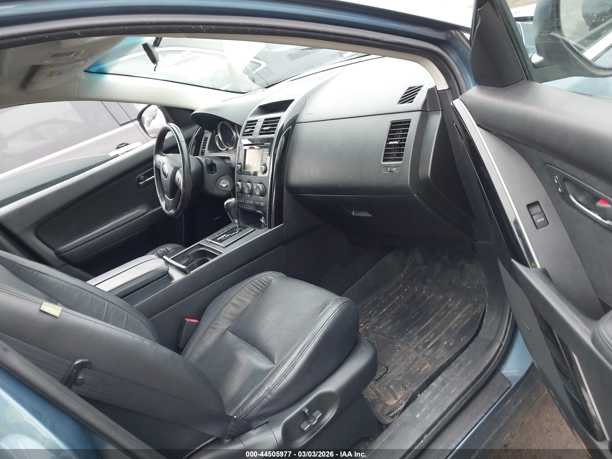 MAZDA CX-9 image 5