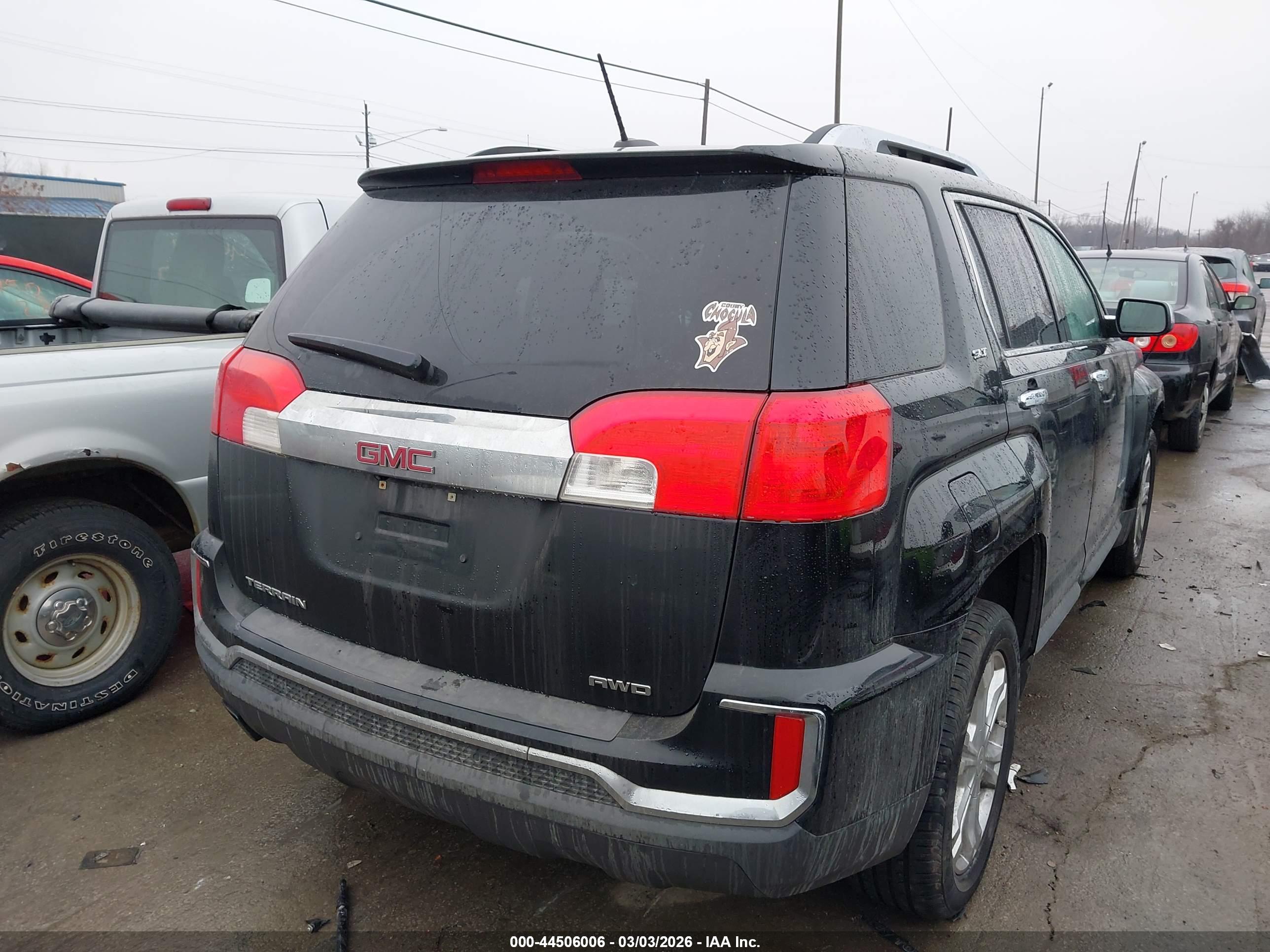GMC TERRAIN image 4