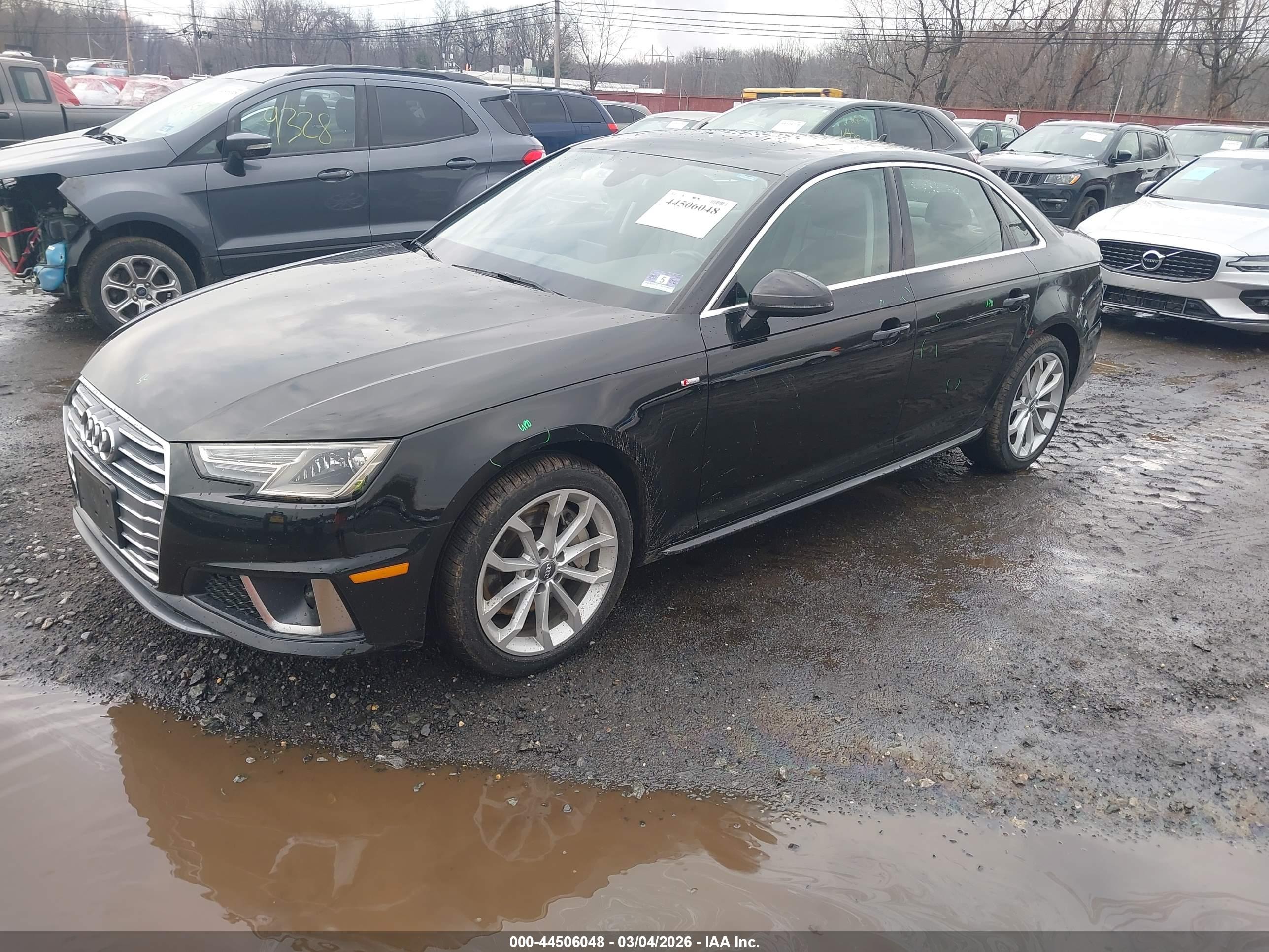 AUDI A4 image 2