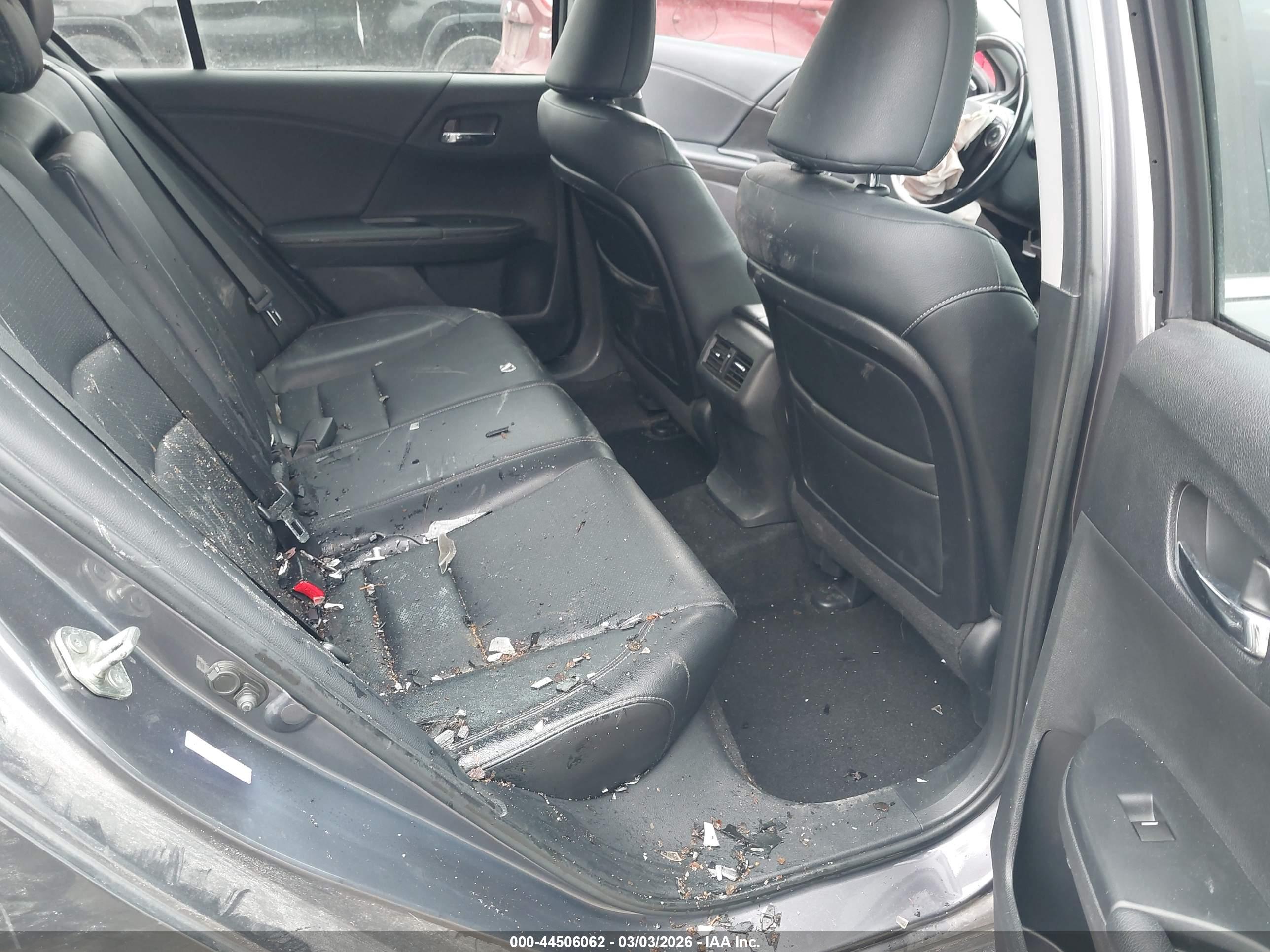 HONDA ACCORD image 8