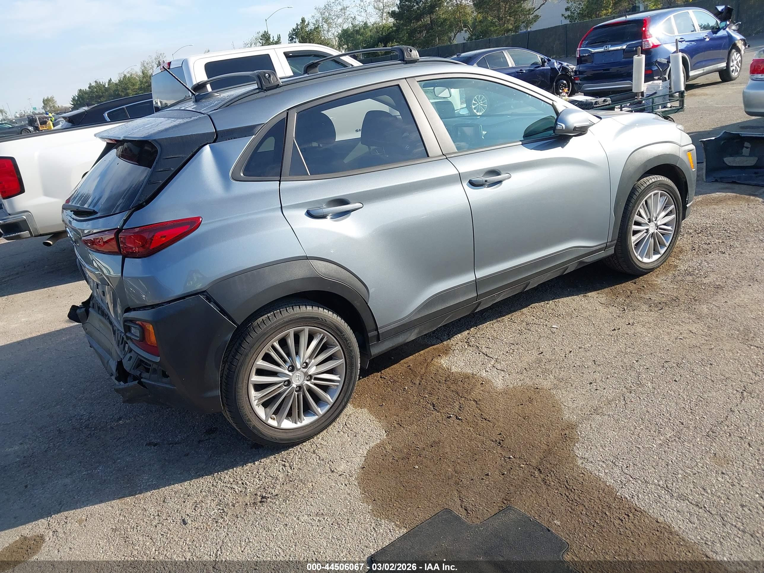 HYUNDAI KONA image 4