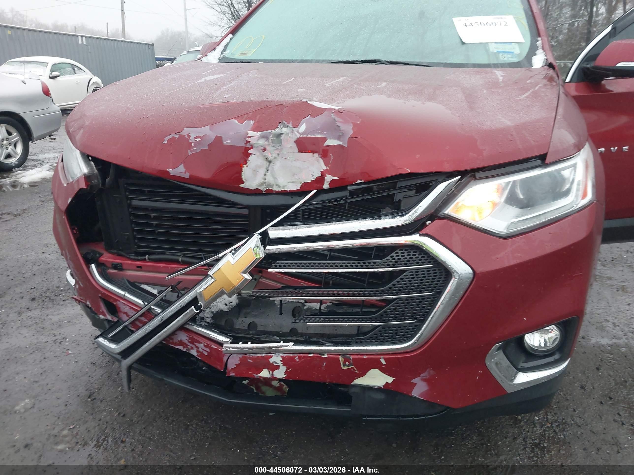 CHEVROLET TRAVERSE image 6
