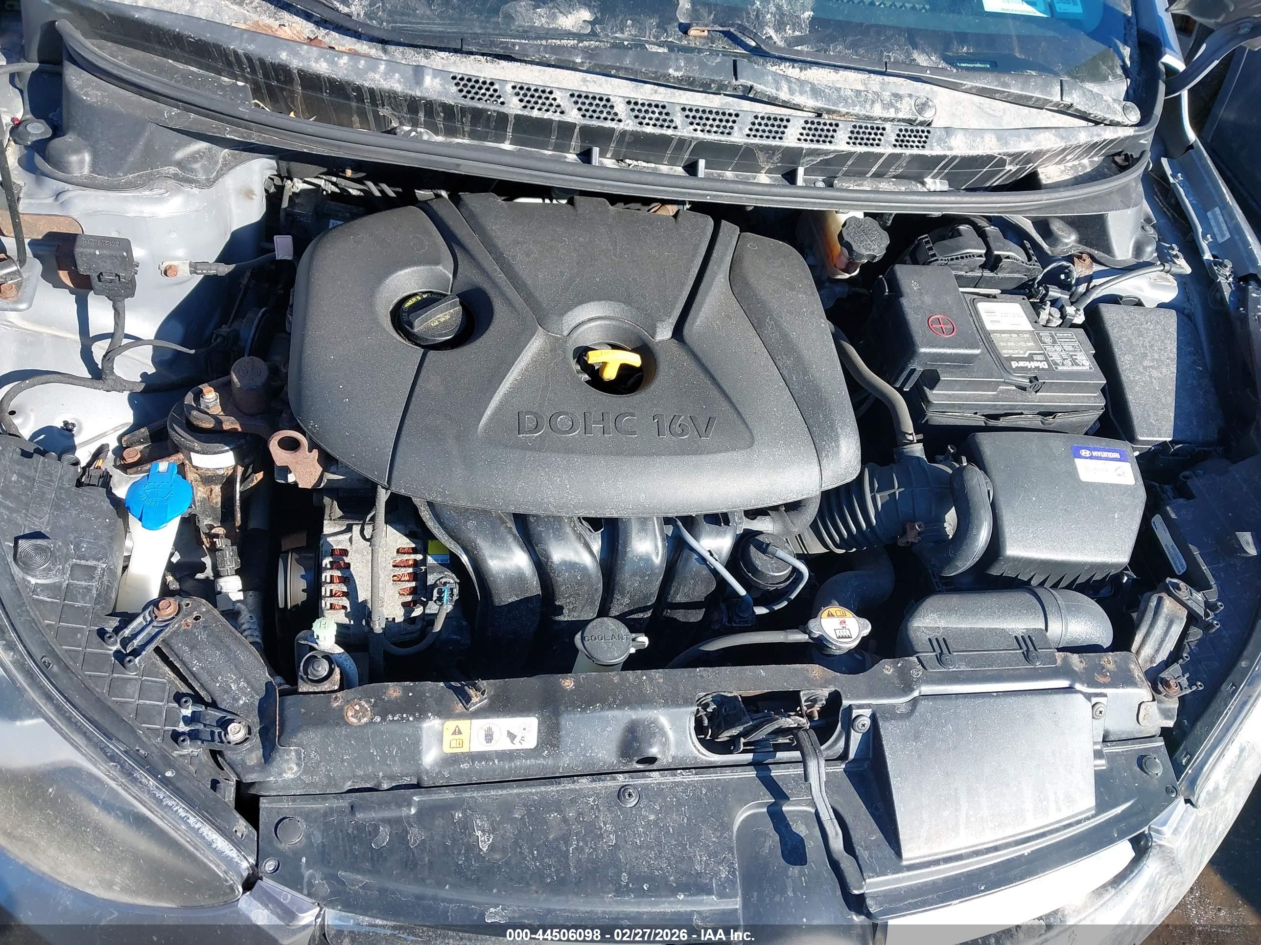 HYUNDAI ELANTRA image 10