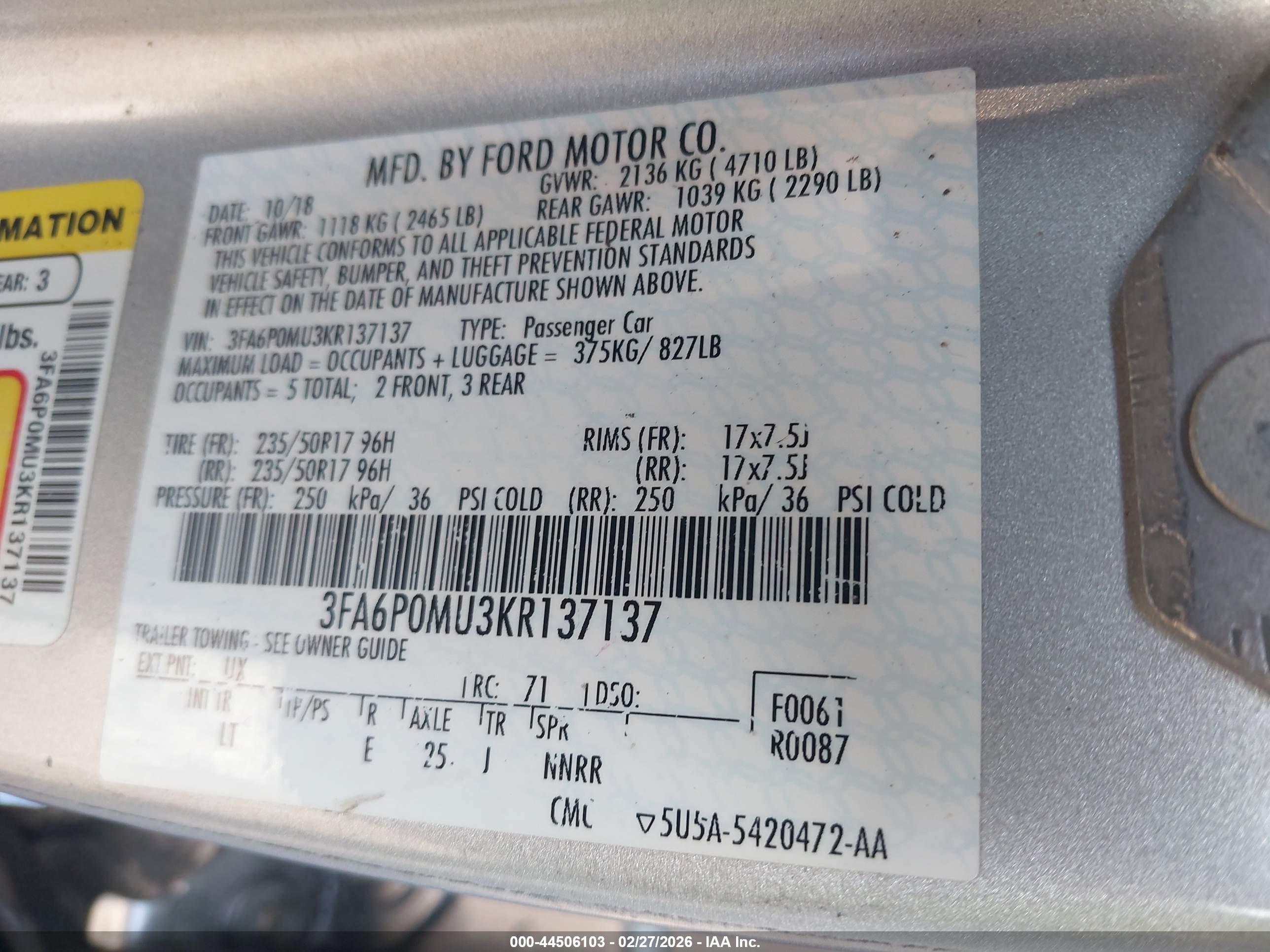 FORD FUSION image 9