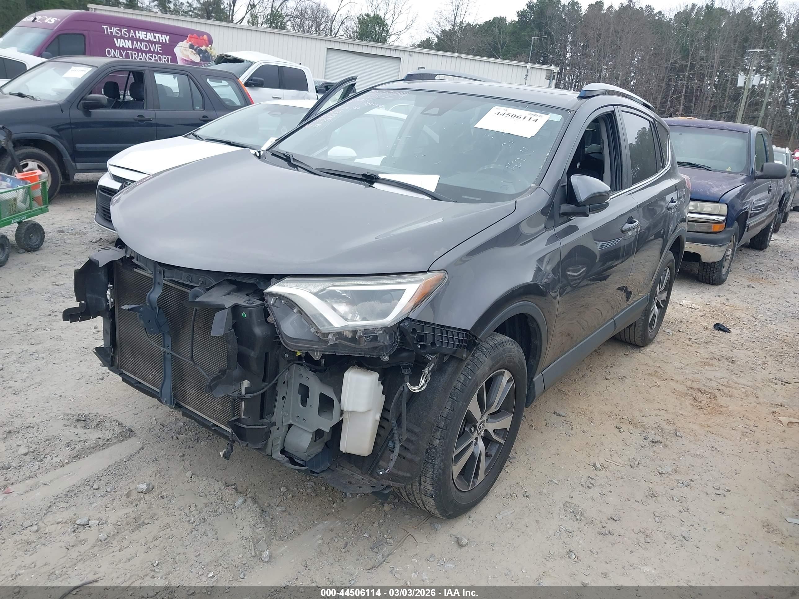 TOYOTA RAV4 image 2