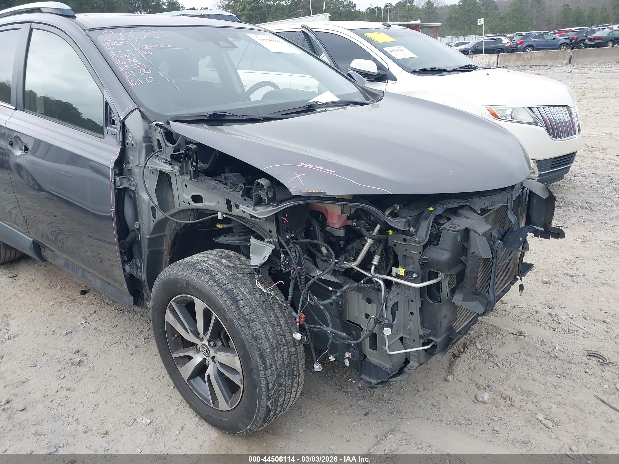 TOYOTA RAV4 image 6