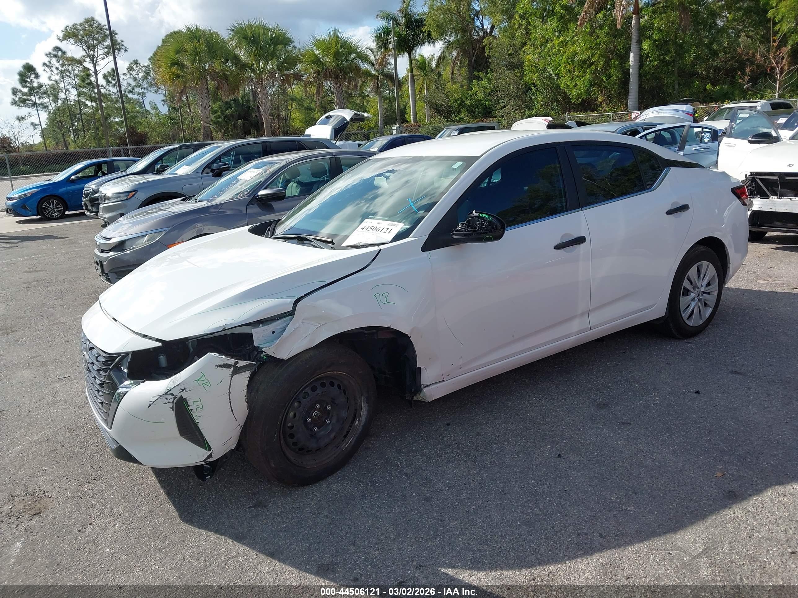 NISSAN SENTRA image 2