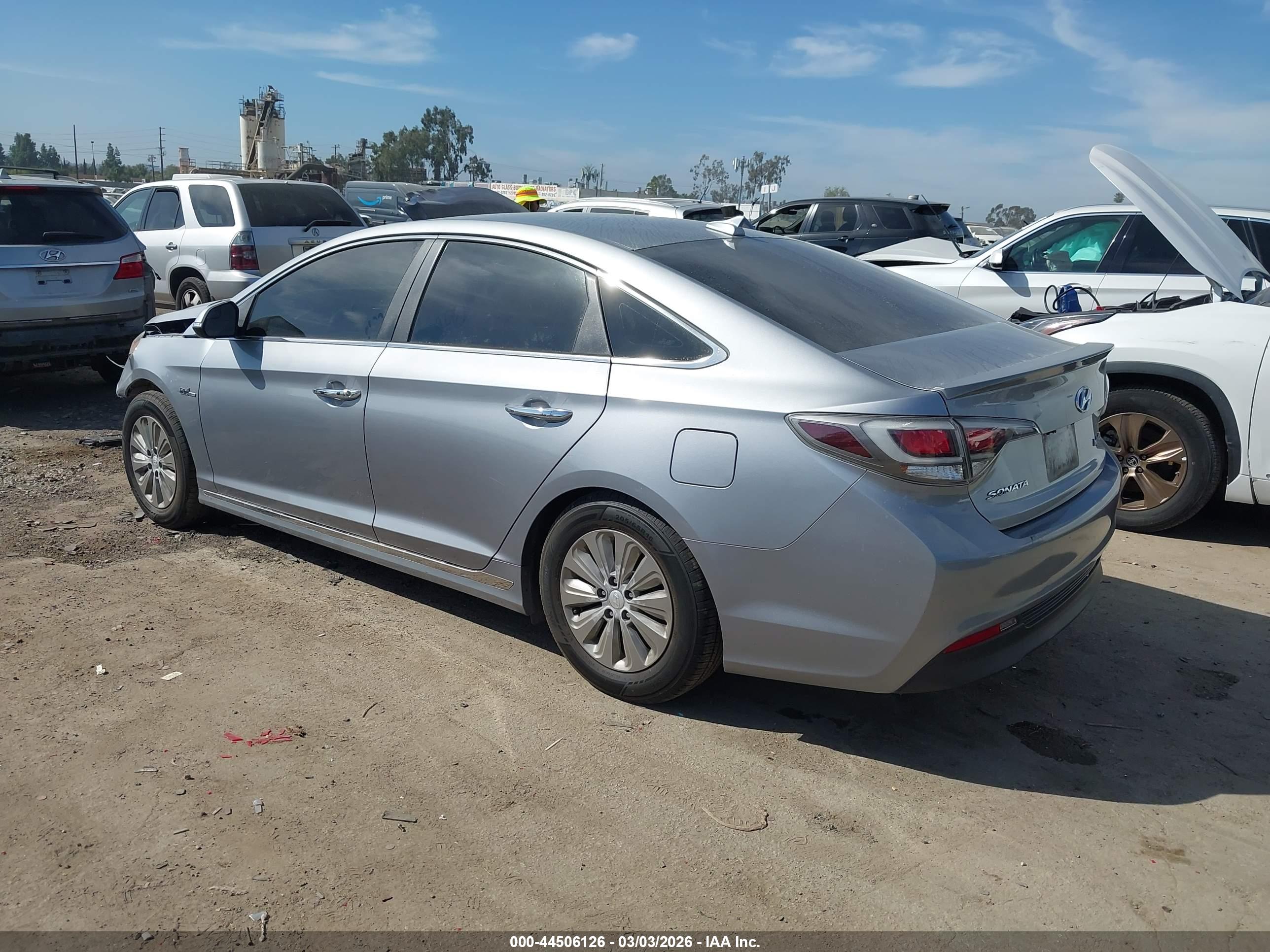 HYUNDAI SONATA image 3