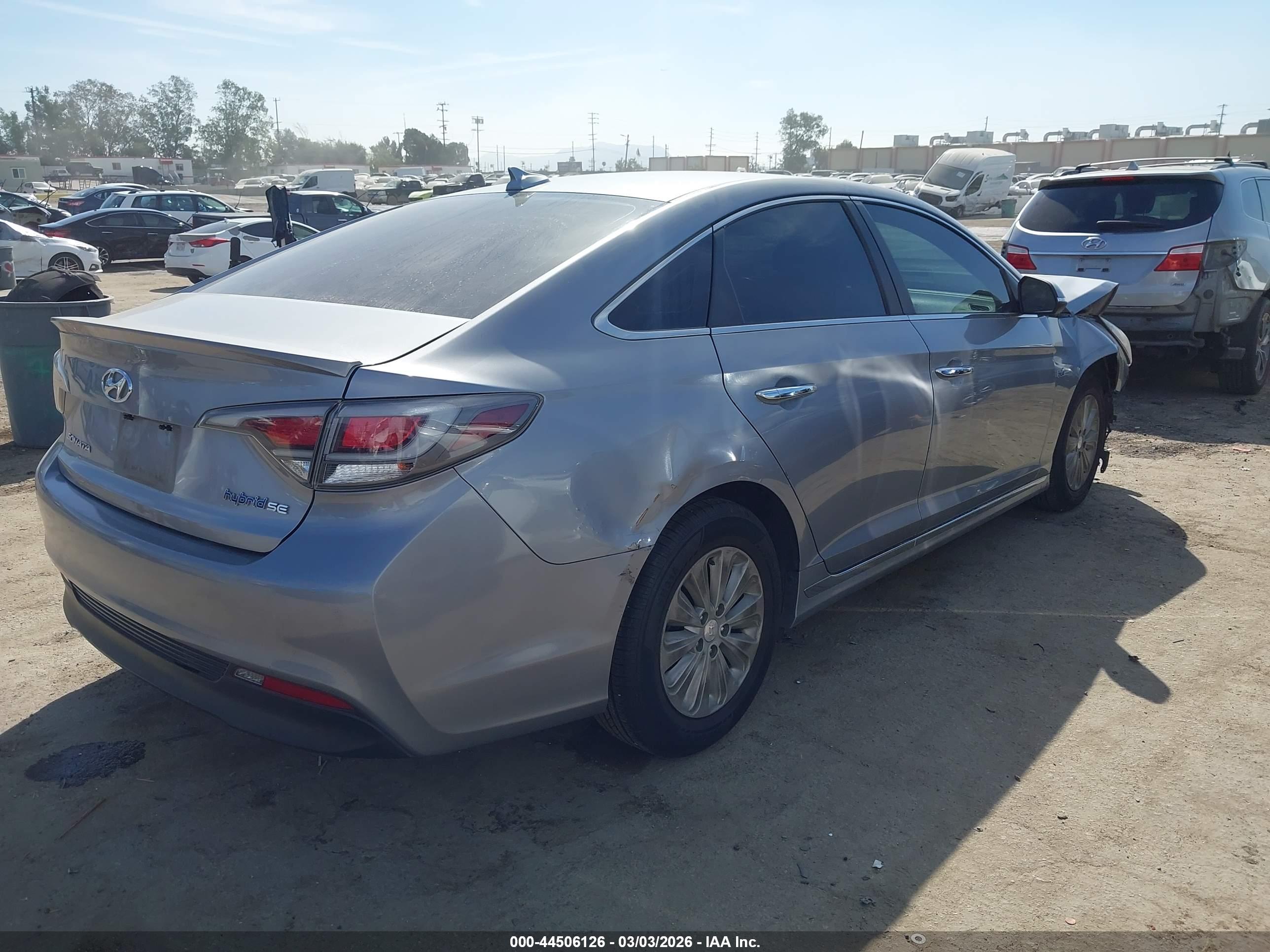 HYUNDAI SONATA image 4