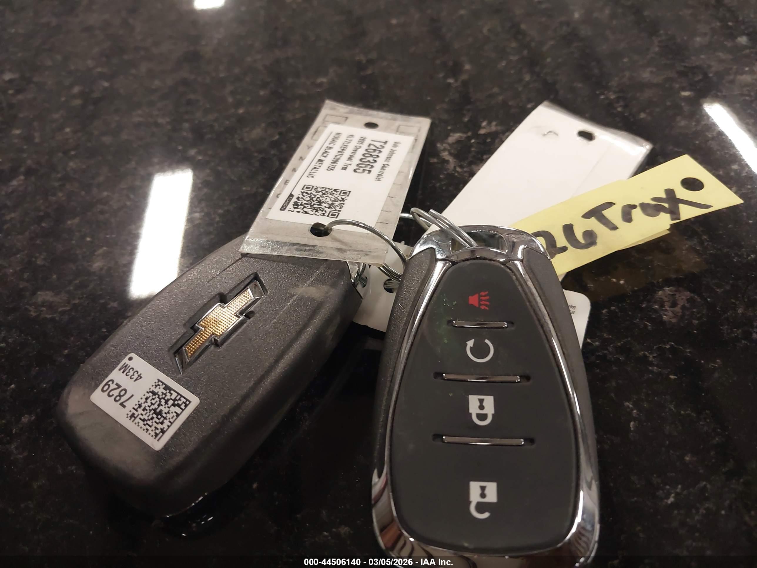 CHEVROLET TRAX image 11