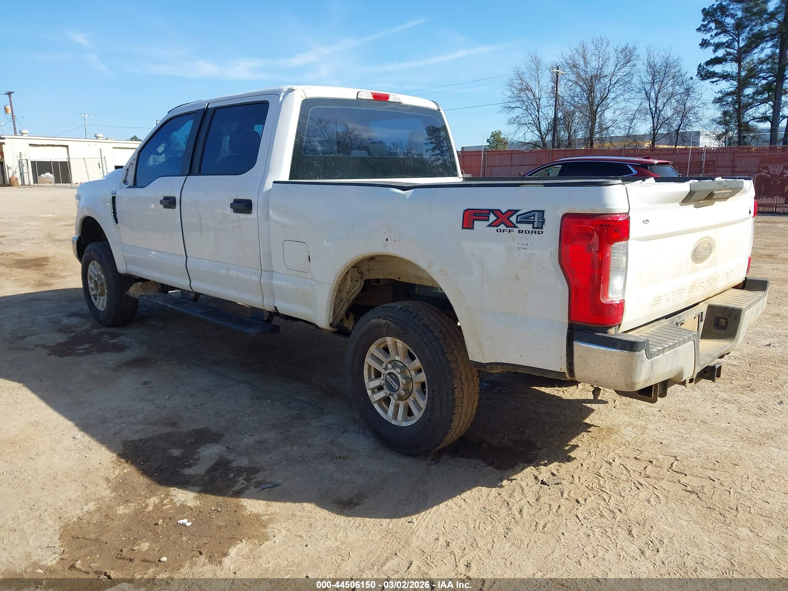 FORD F-250 image 3