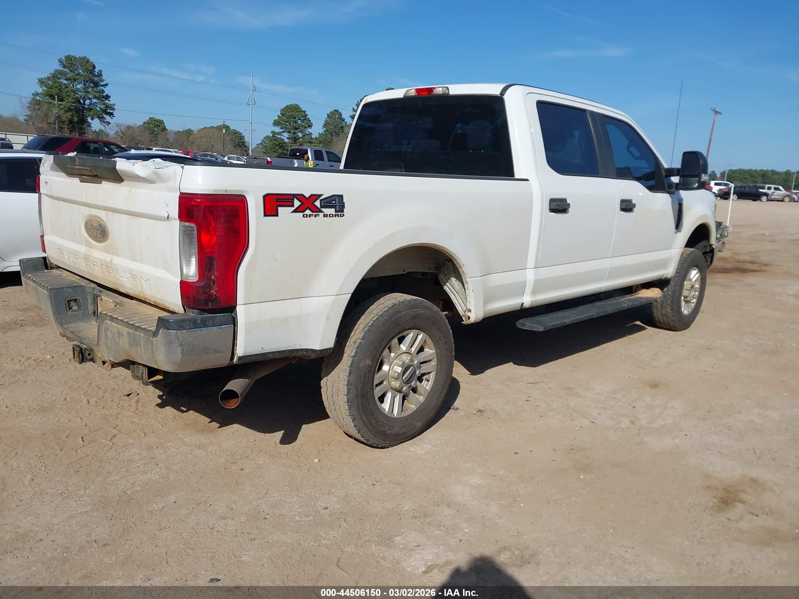 FORD F-250 image 4