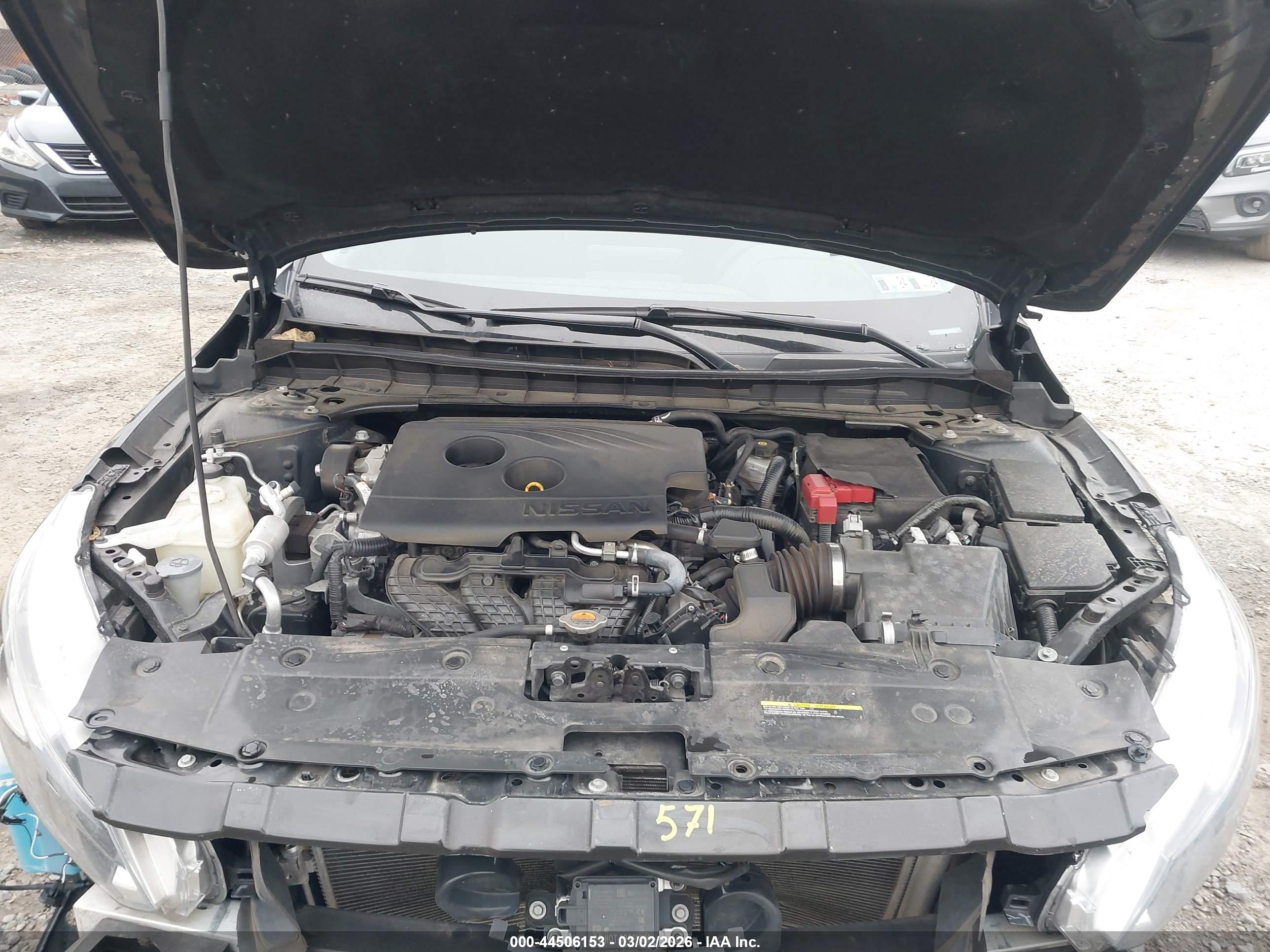 NISSAN ALTIMA image 10