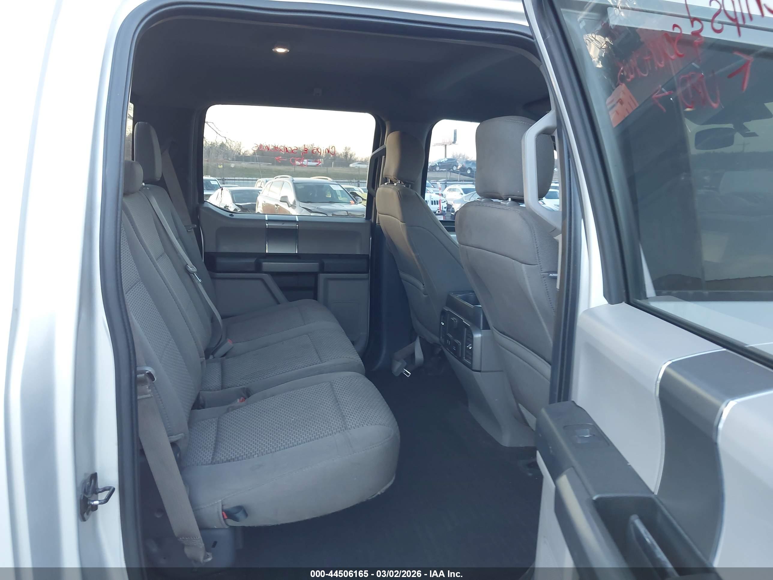 FORD F-150 image 8