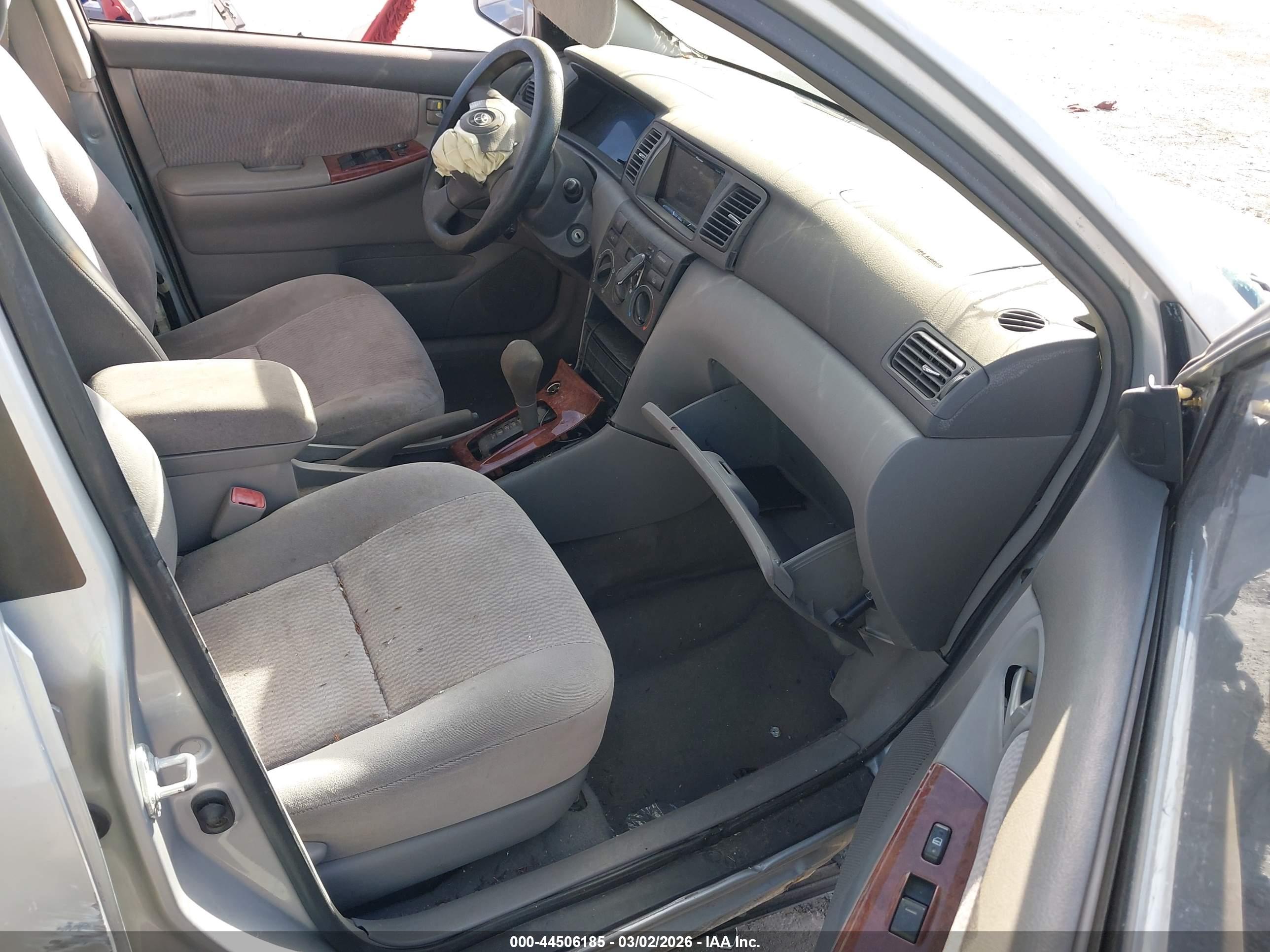 TOYOTA COROLLA image 5