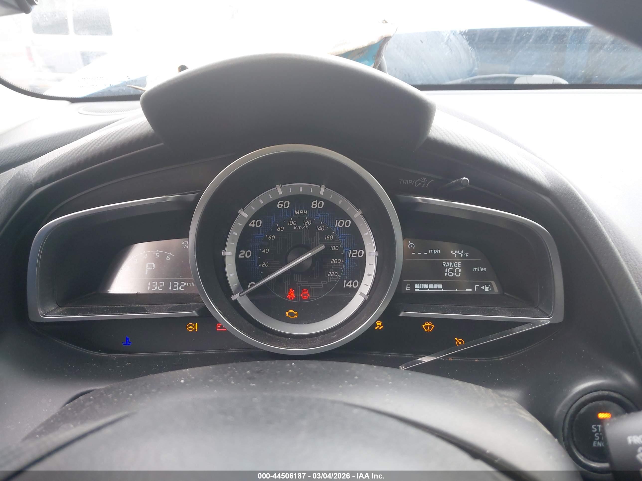 TOYOTA YARIS image 7