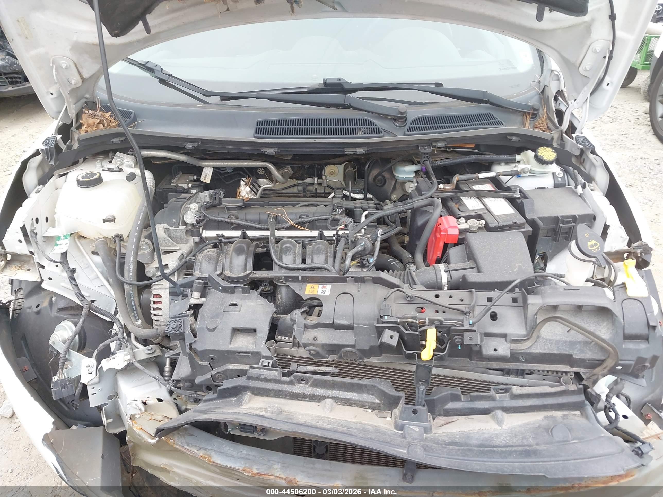 FORD FIESTA image 10