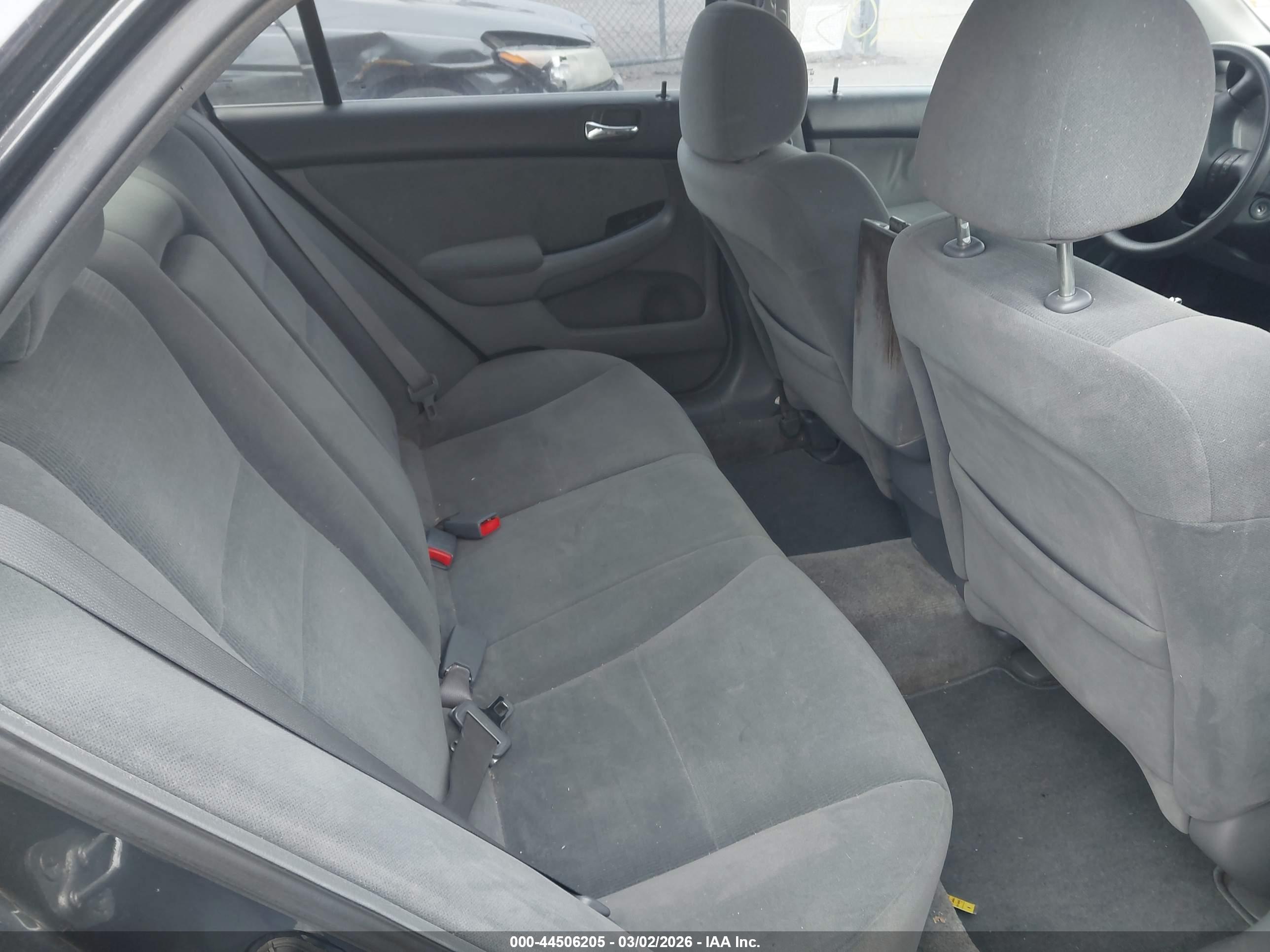 HONDA ACCORD image 8