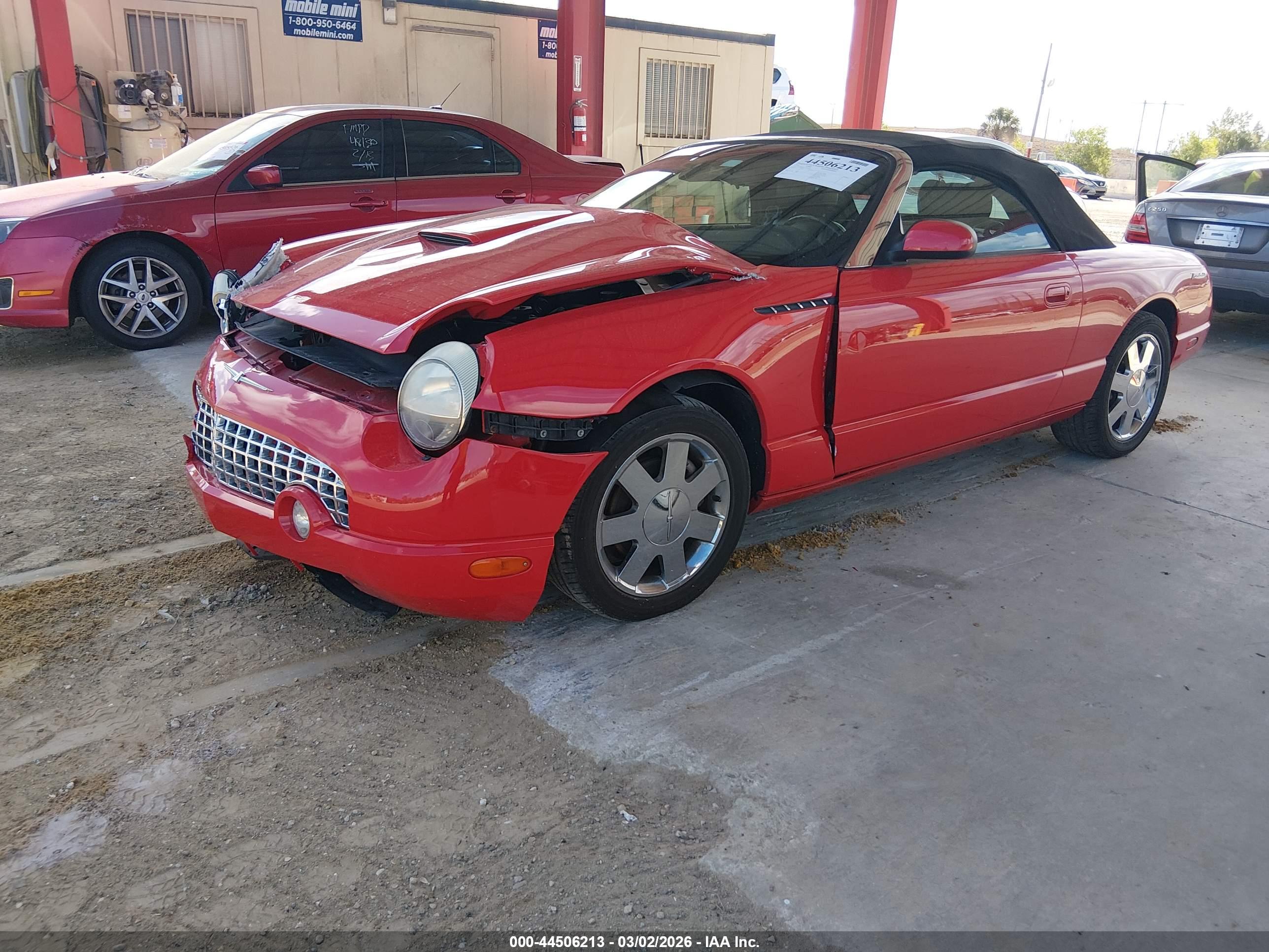 FORD THUNDERBIRD image 2