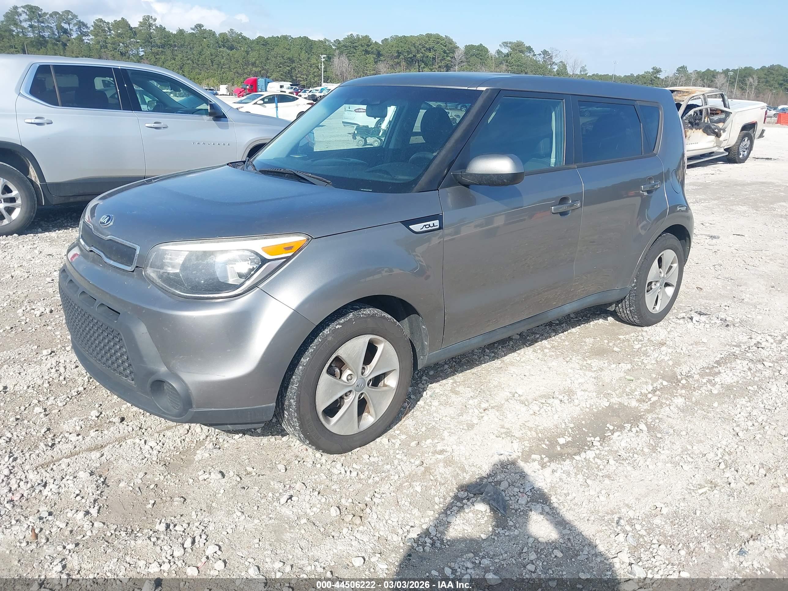 KIA SOUL image 2