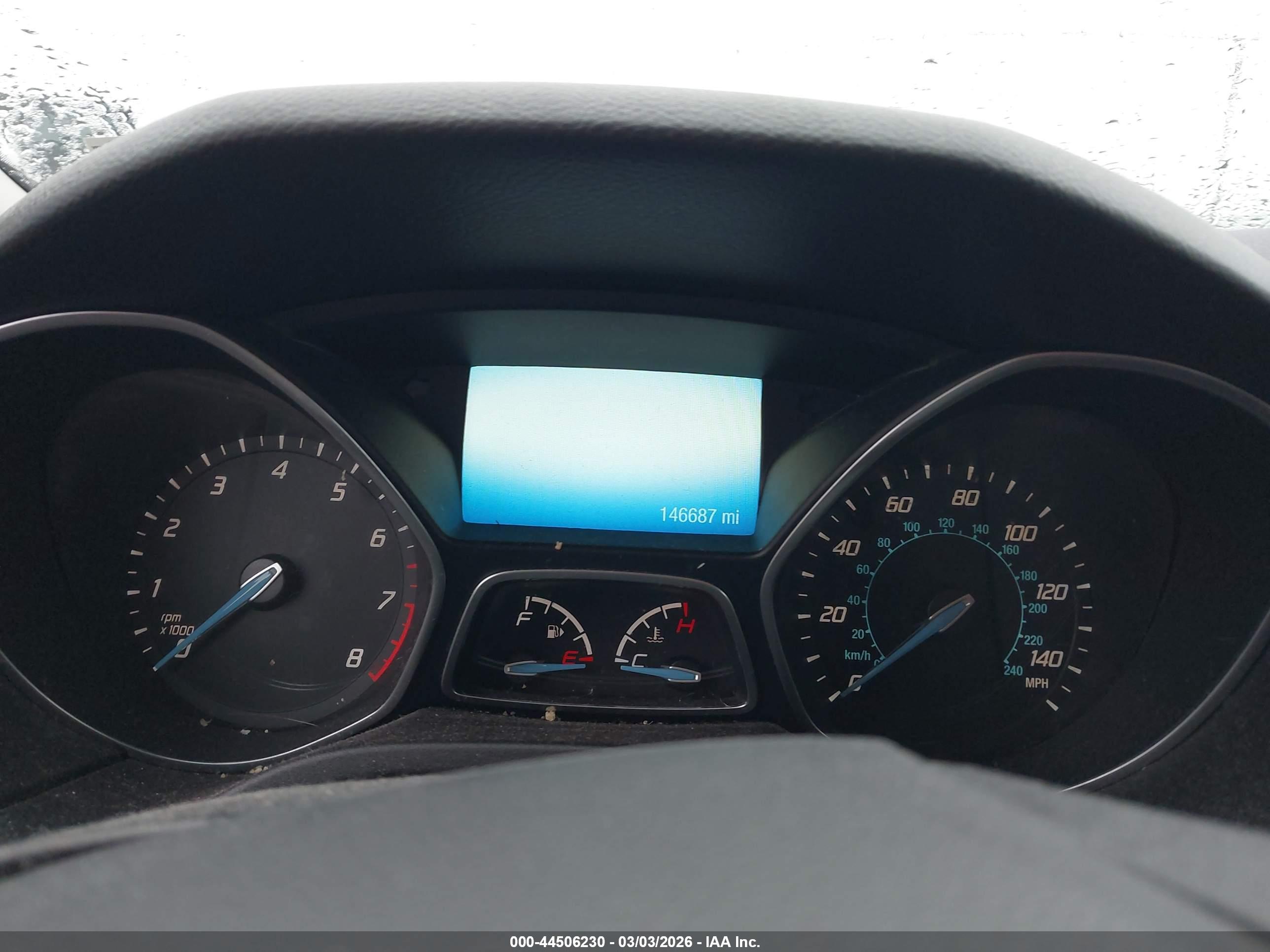 FORD FOCUS image 7
