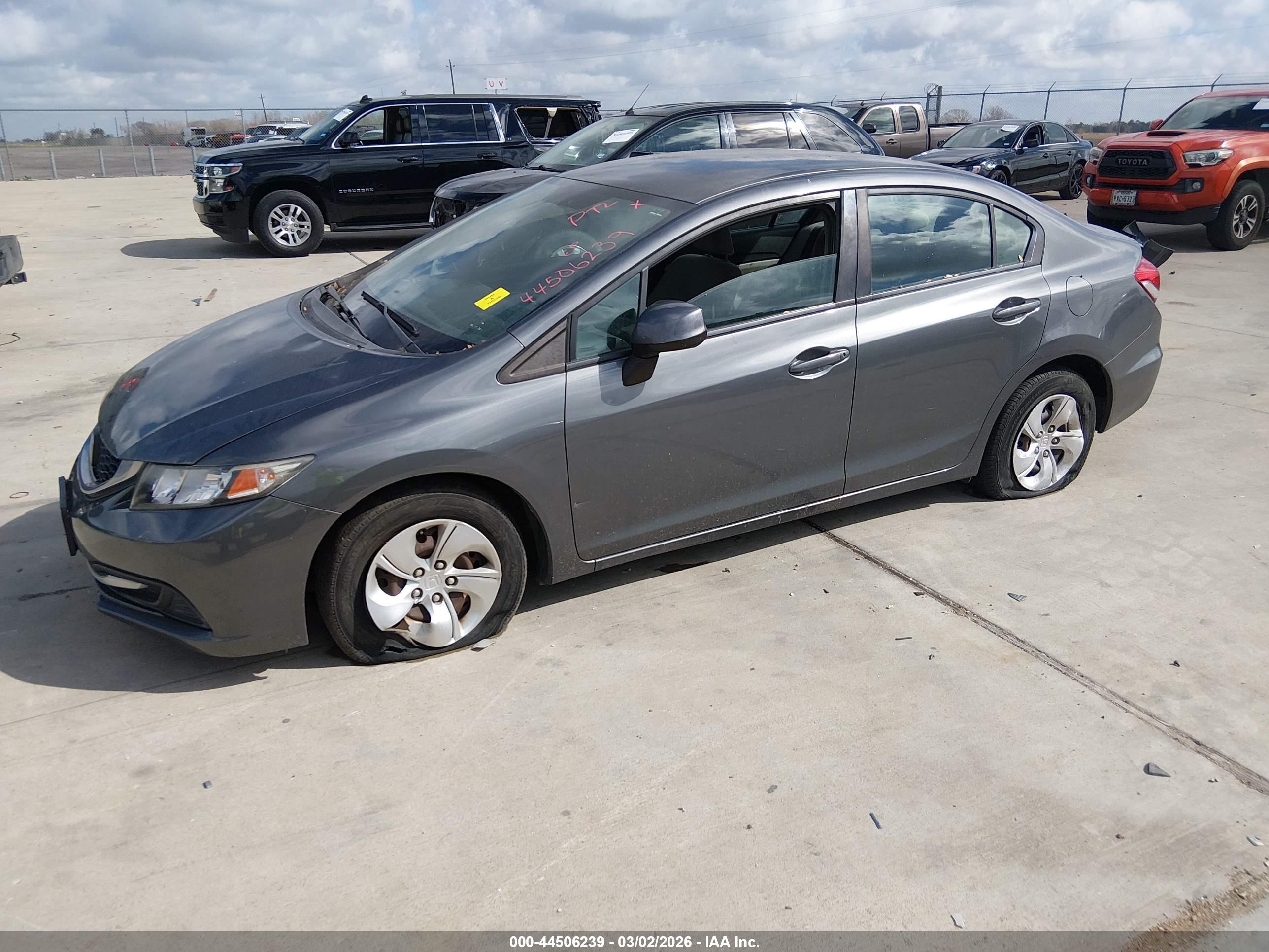 HONDA CIVIC image 2