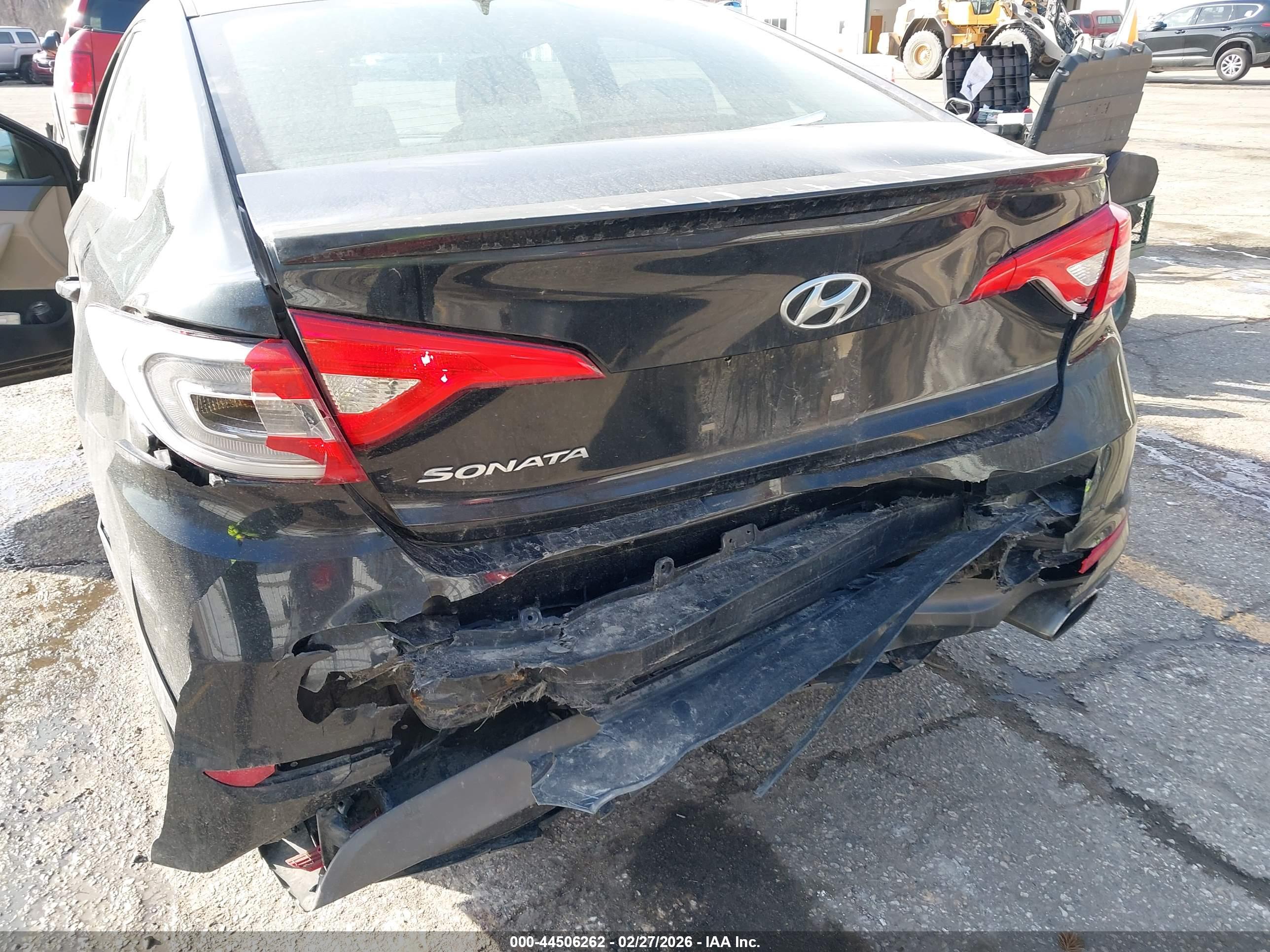 HYUNDAI SONATA image 6