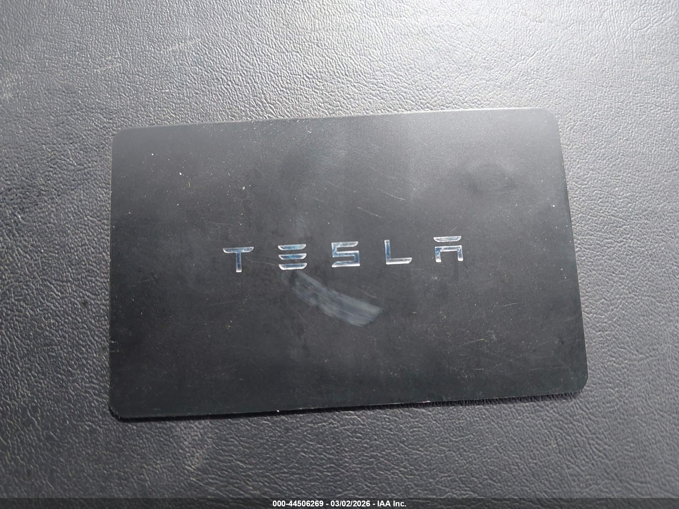 TESLA MODEL image 11