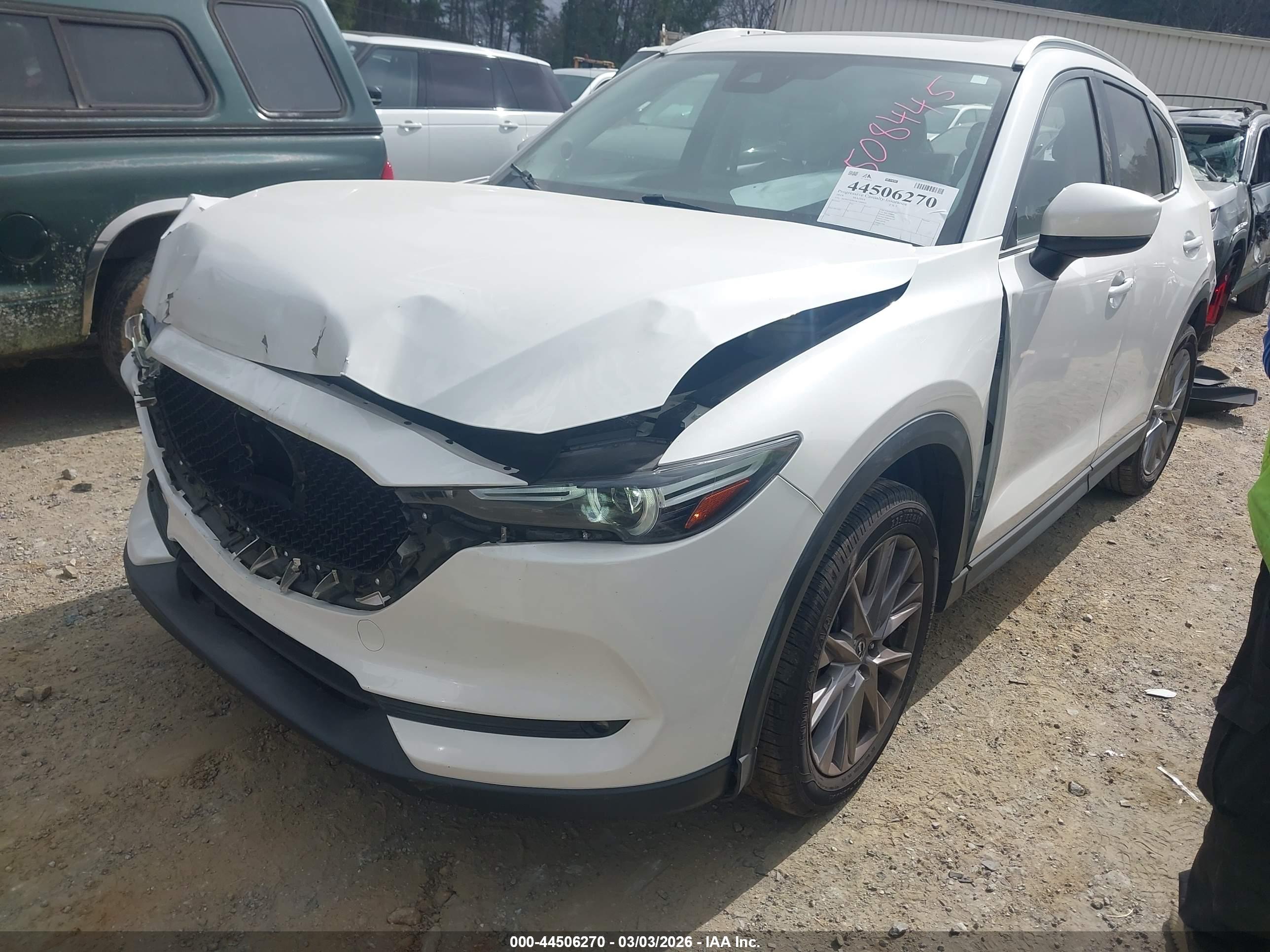 MAZDA CX-5 image 2