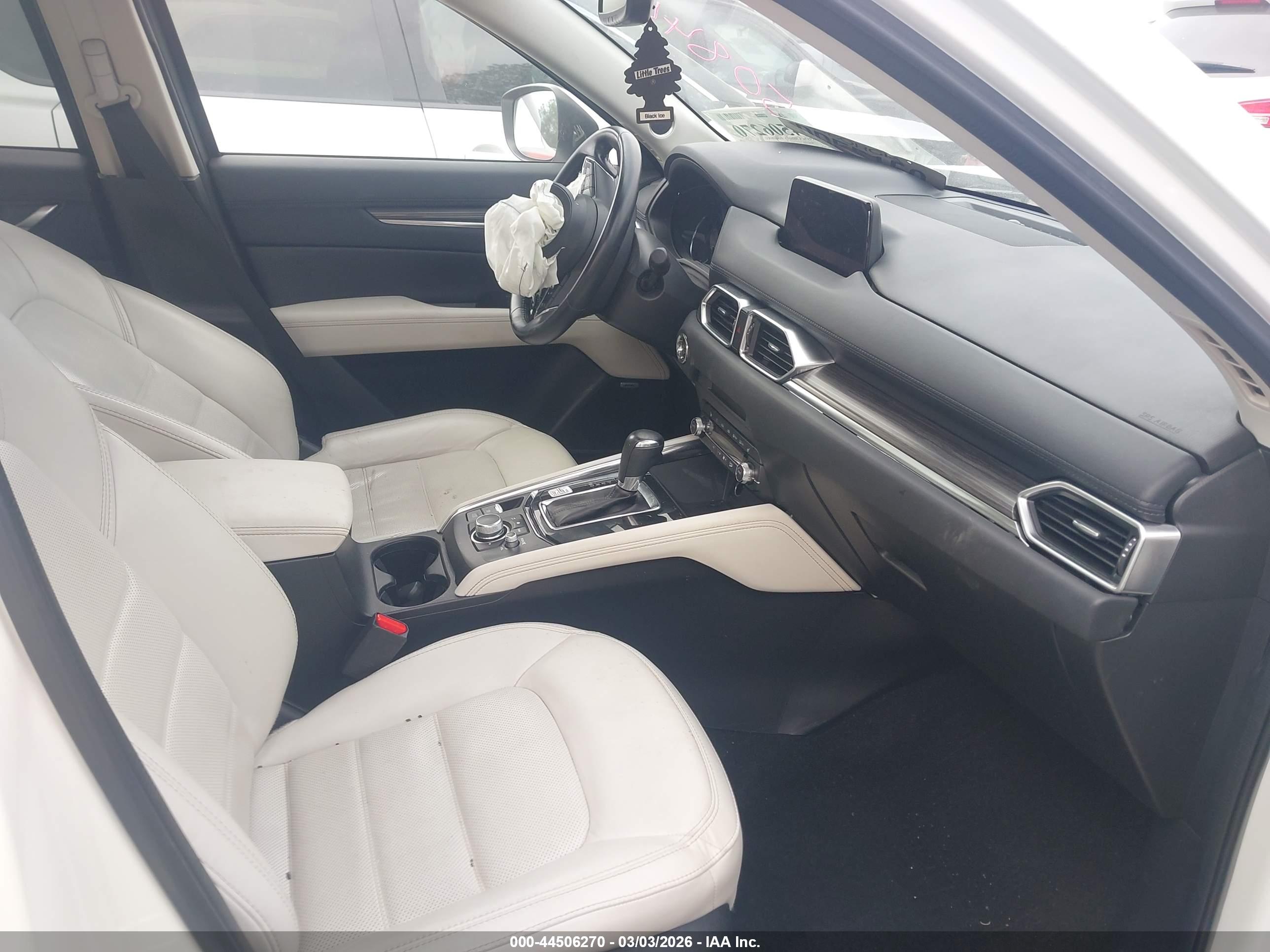 MAZDA CX-5 image 5