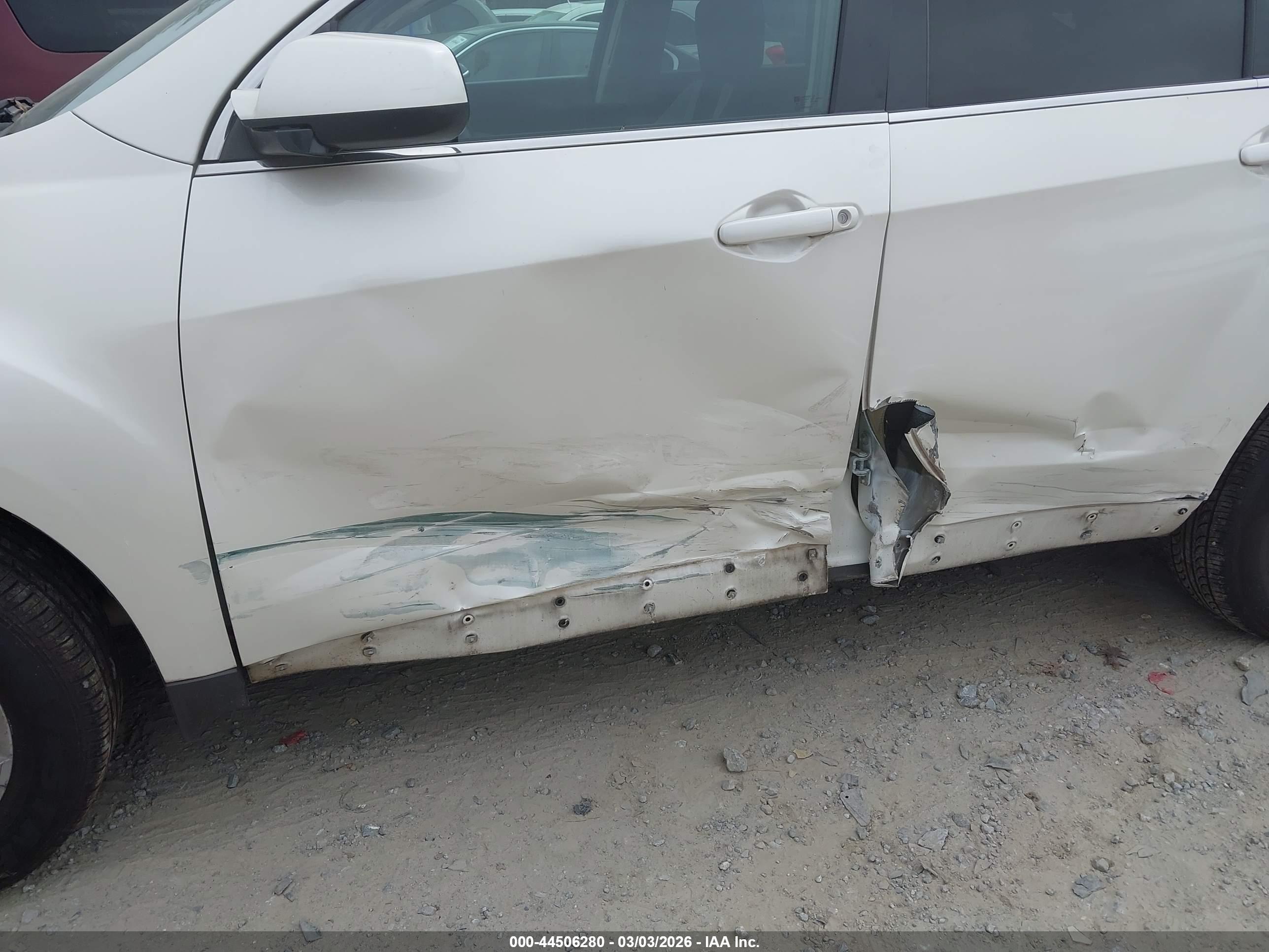 CHEVROLET EQUINOX image 6