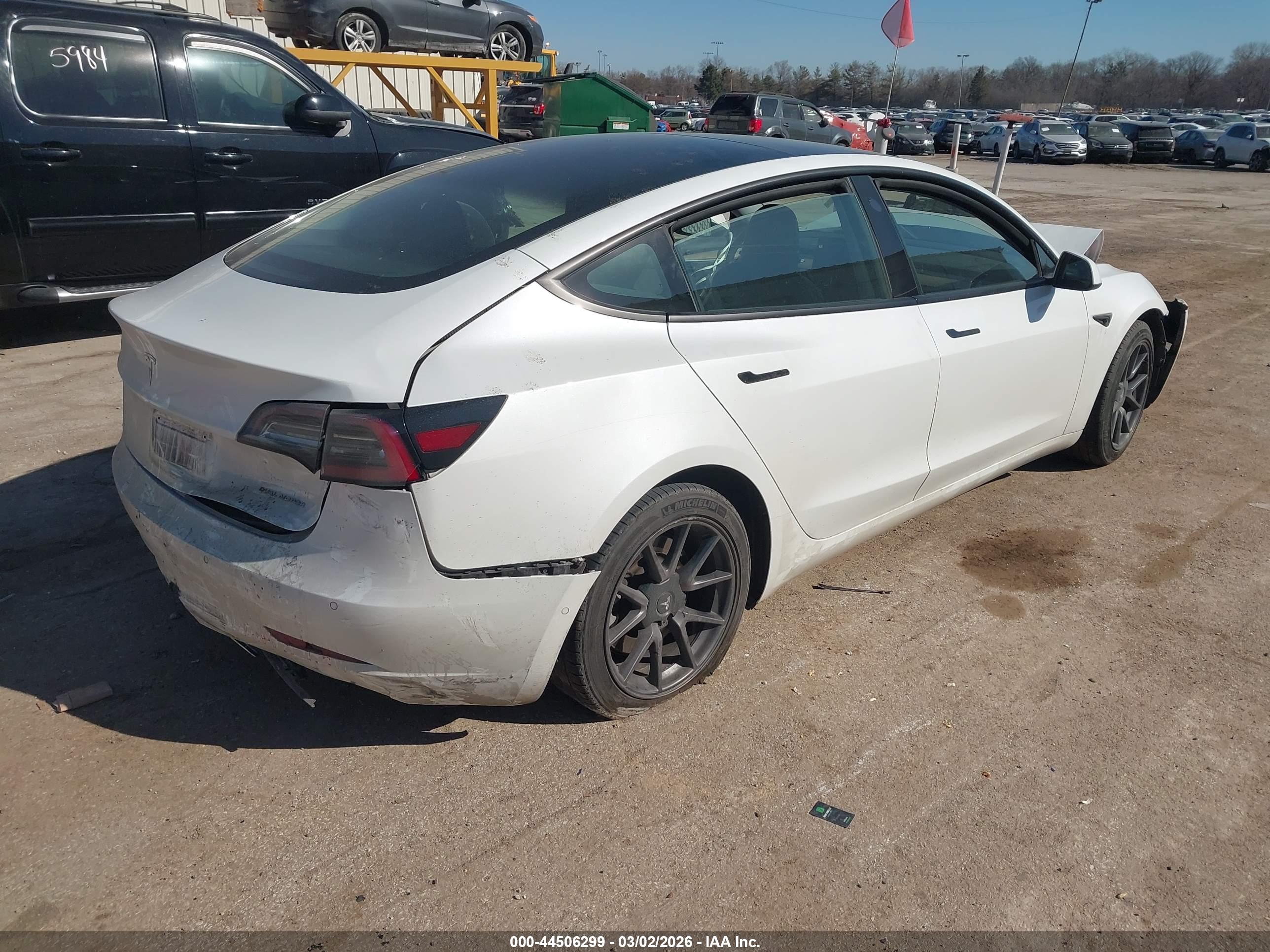 TESLA MODEL image 4