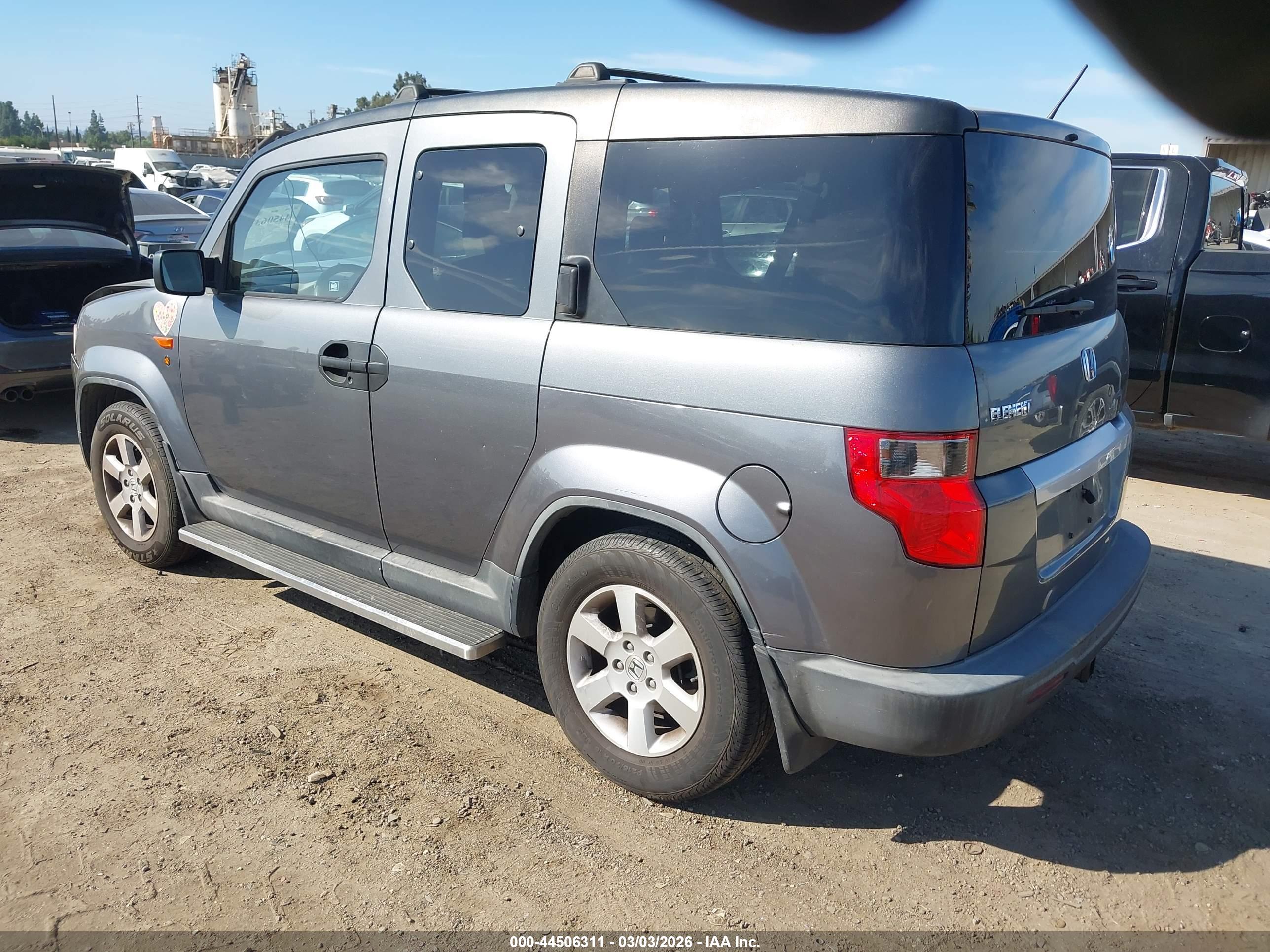 HONDA ELEMENT image 3
