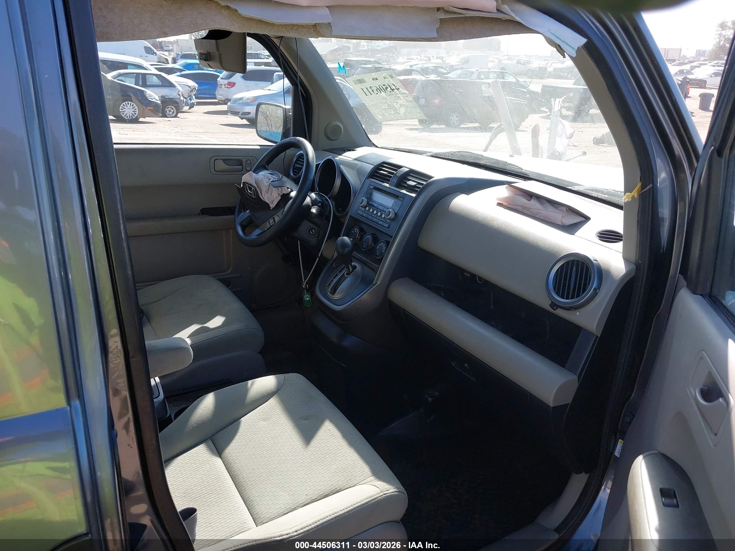 HONDA ELEMENT image 5