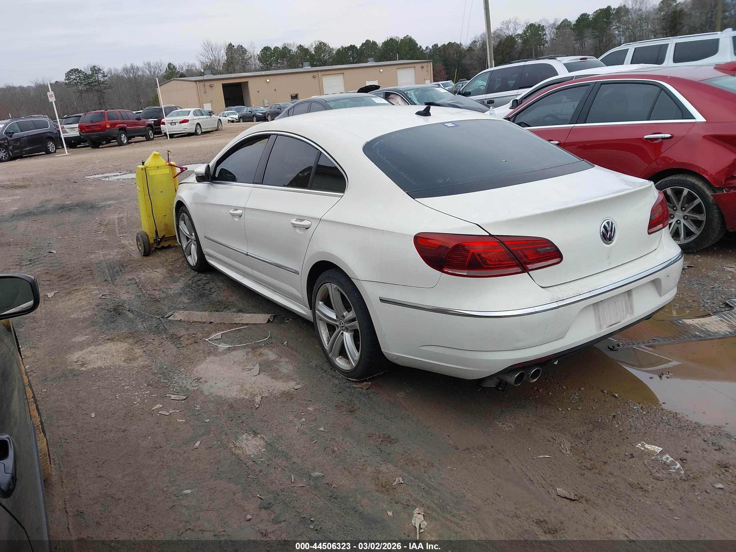 VOLKSWAGEN CC image 3