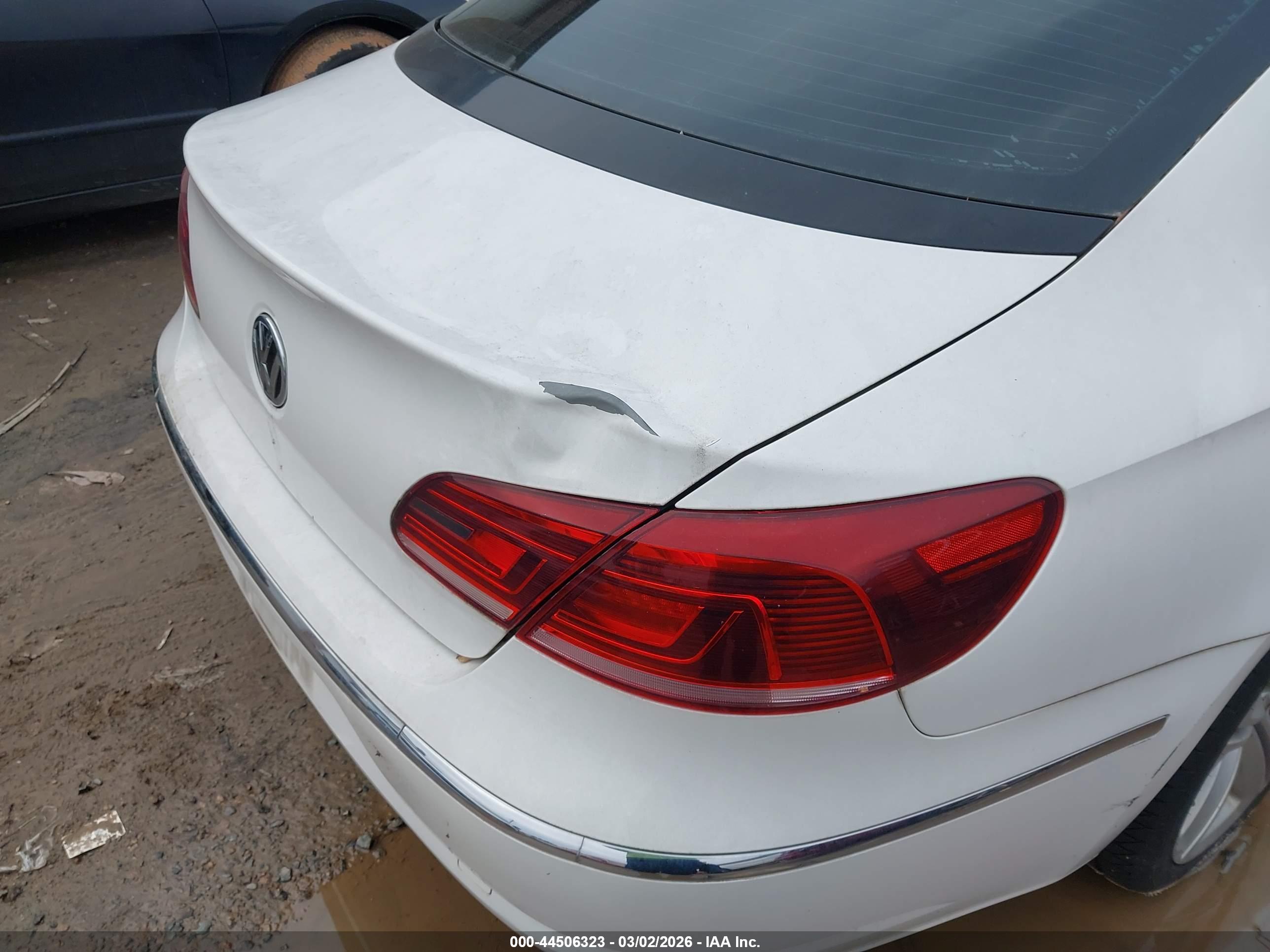 VOLKSWAGEN CC image 6