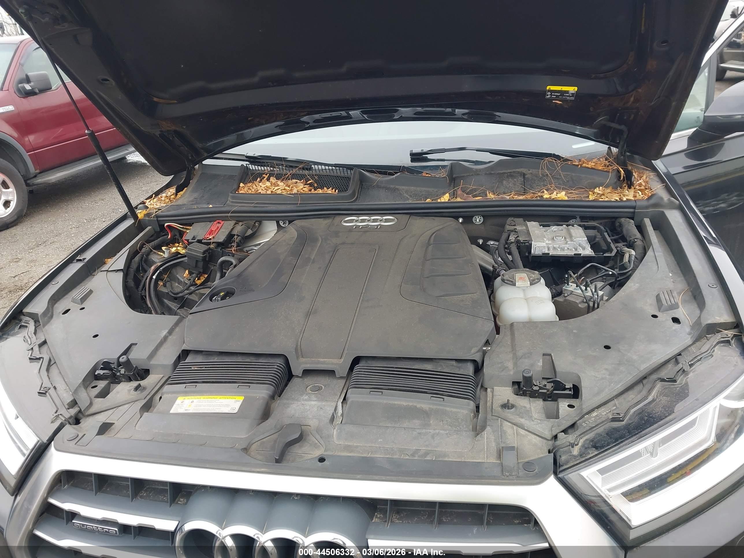 AUDI Q7 image 10