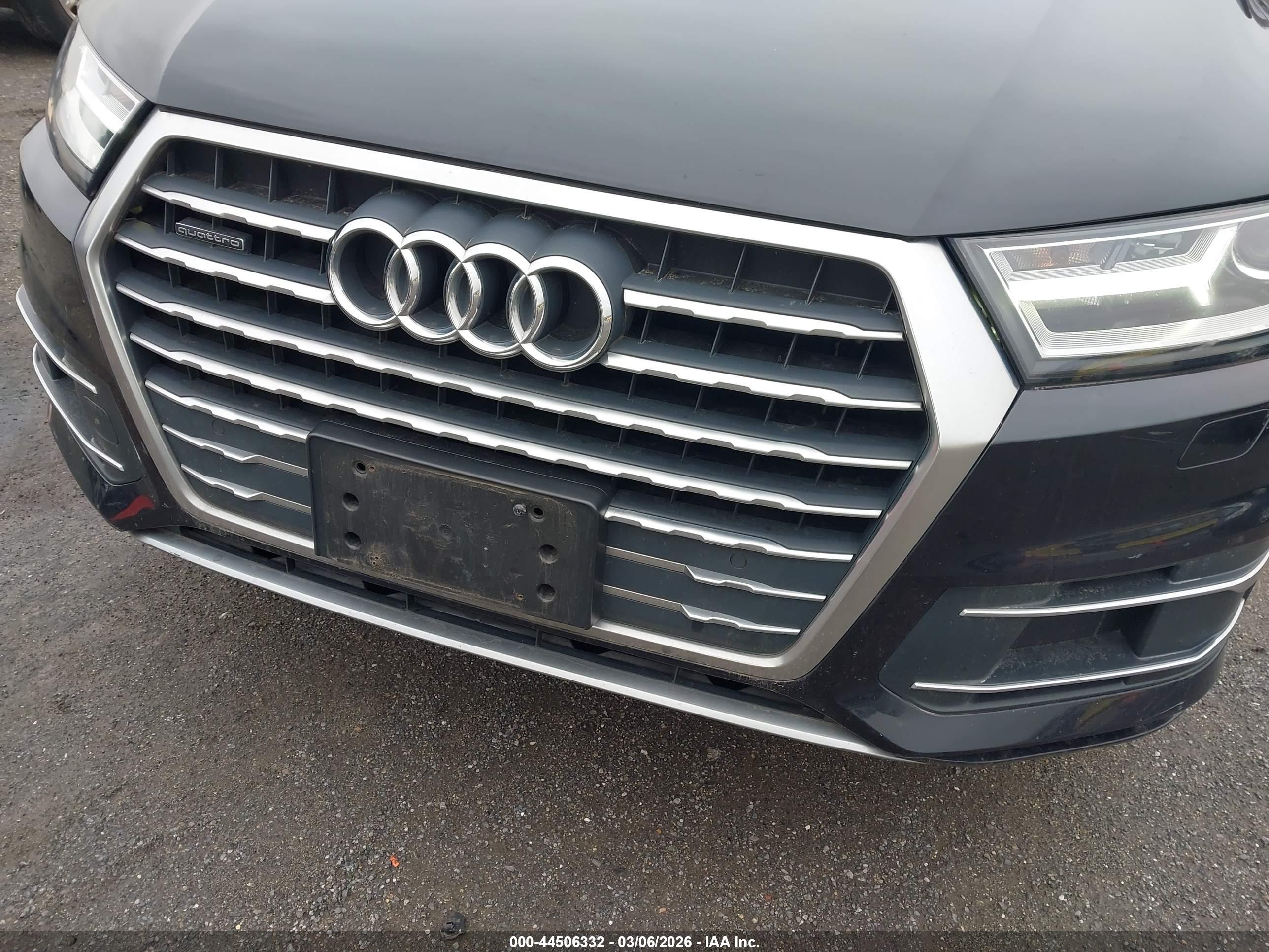 AUDI Q7 image 6
