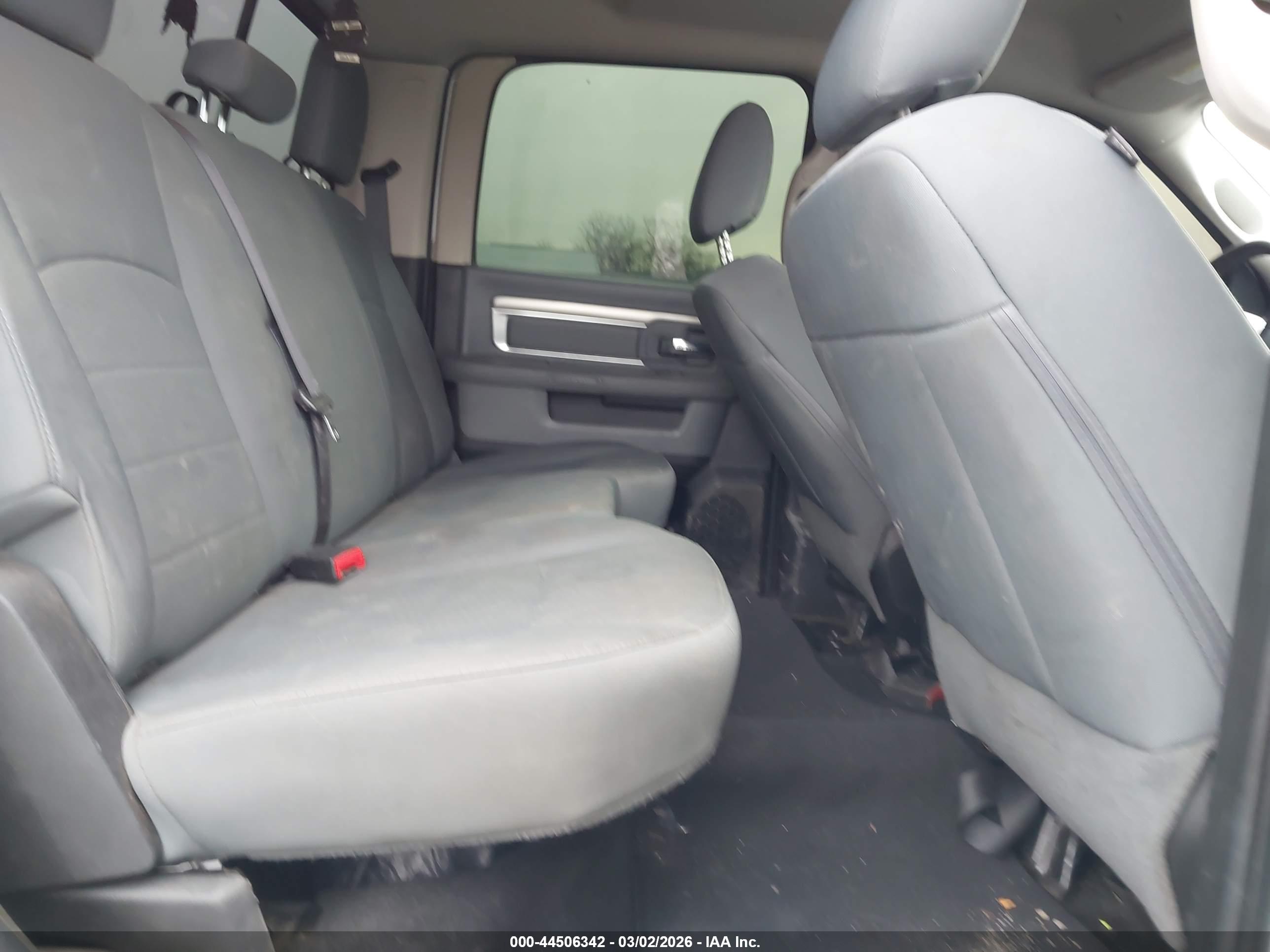 RAM 2500 image 8