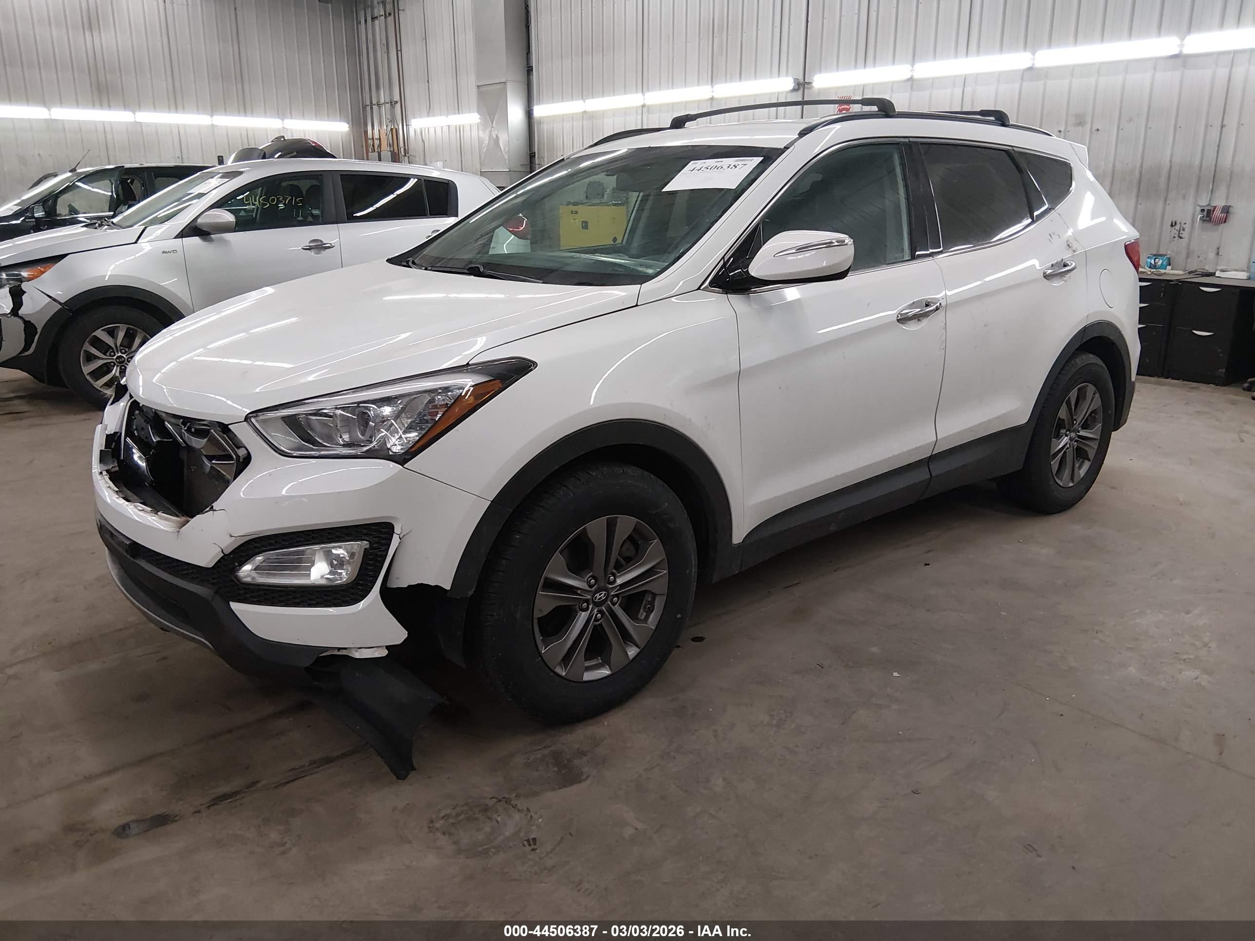 HYUNDAI SANTA image 2
