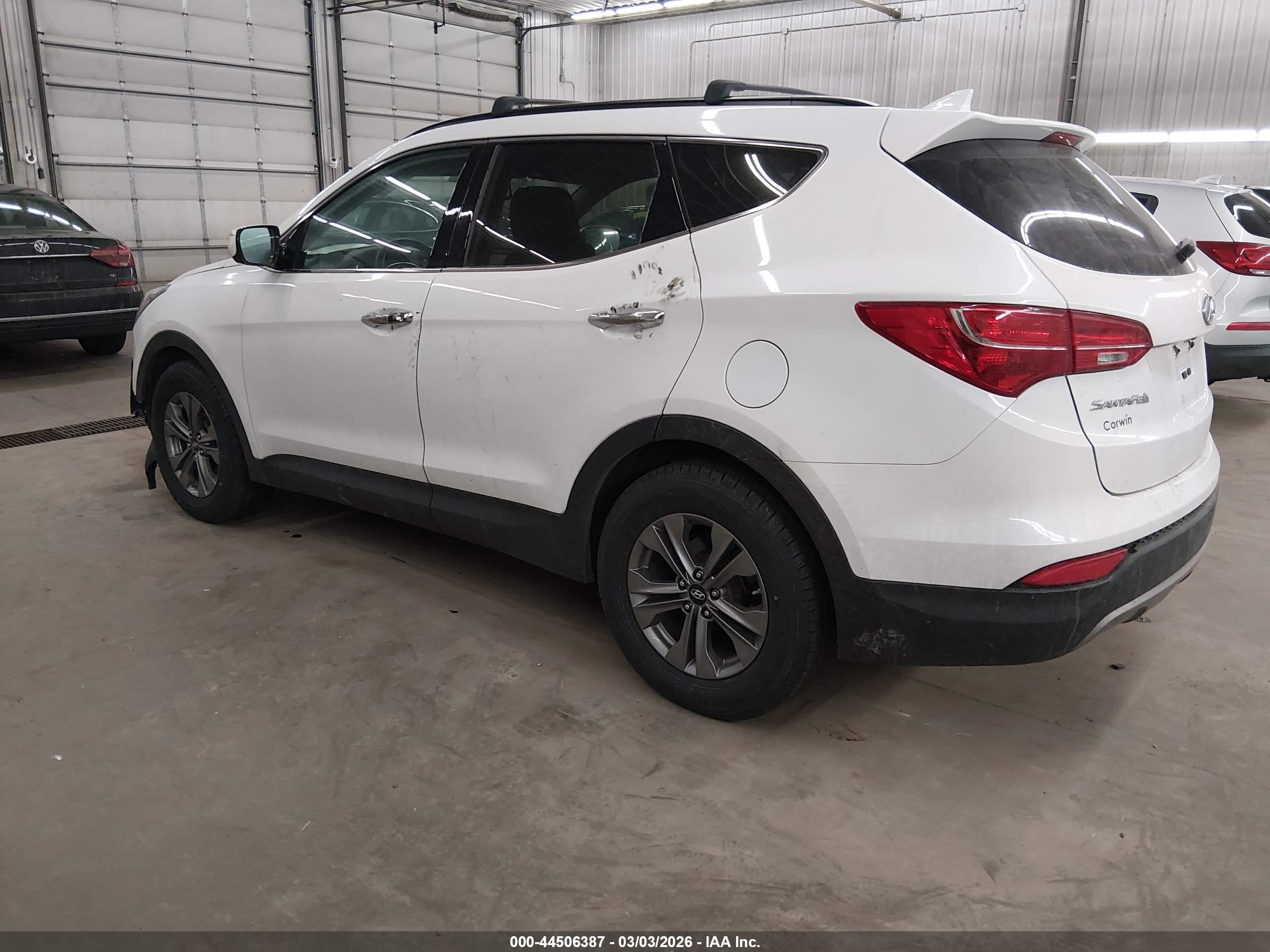 HYUNDAI SANTA image 3
