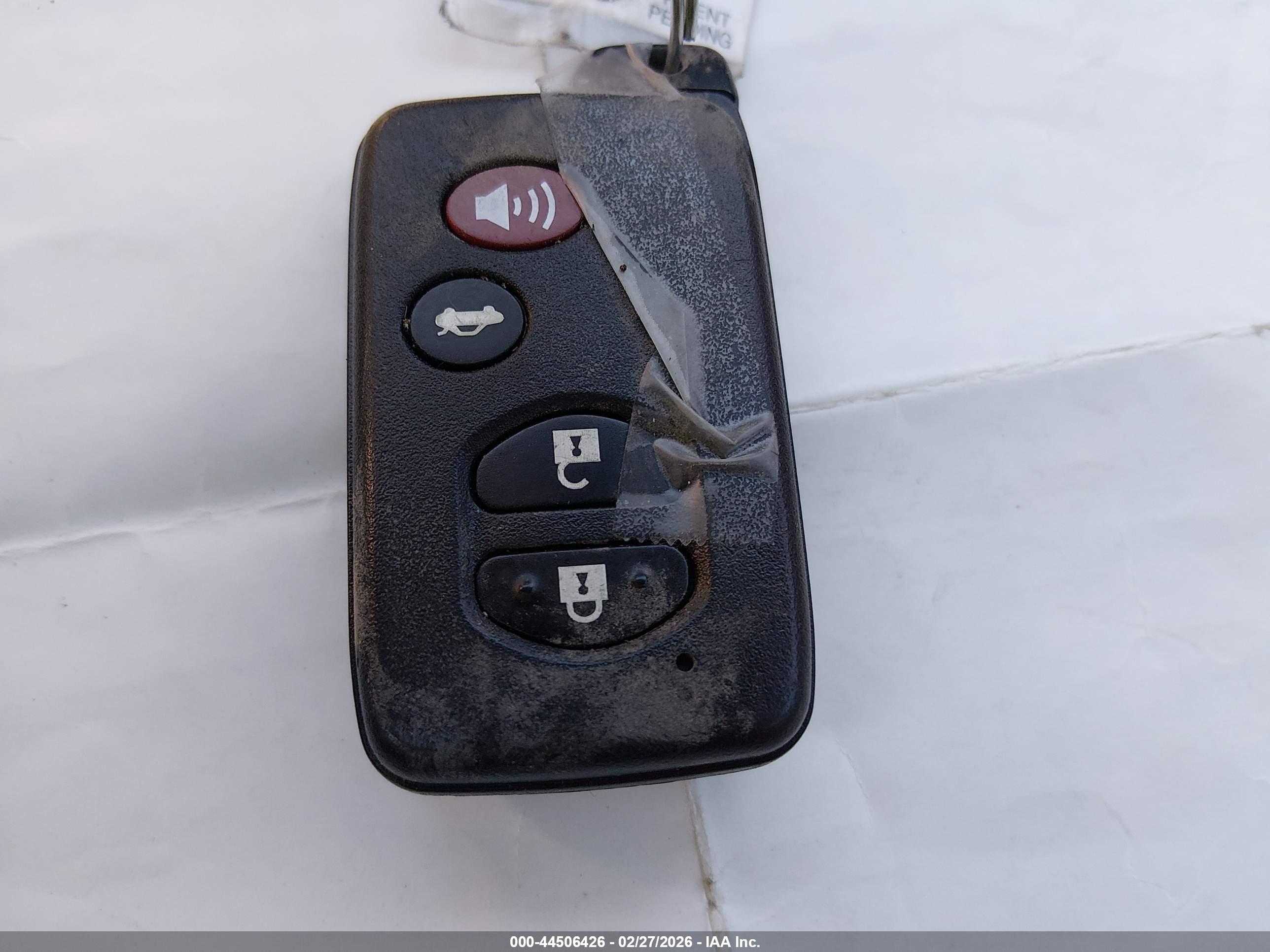 TOYOTA AVALON image 11